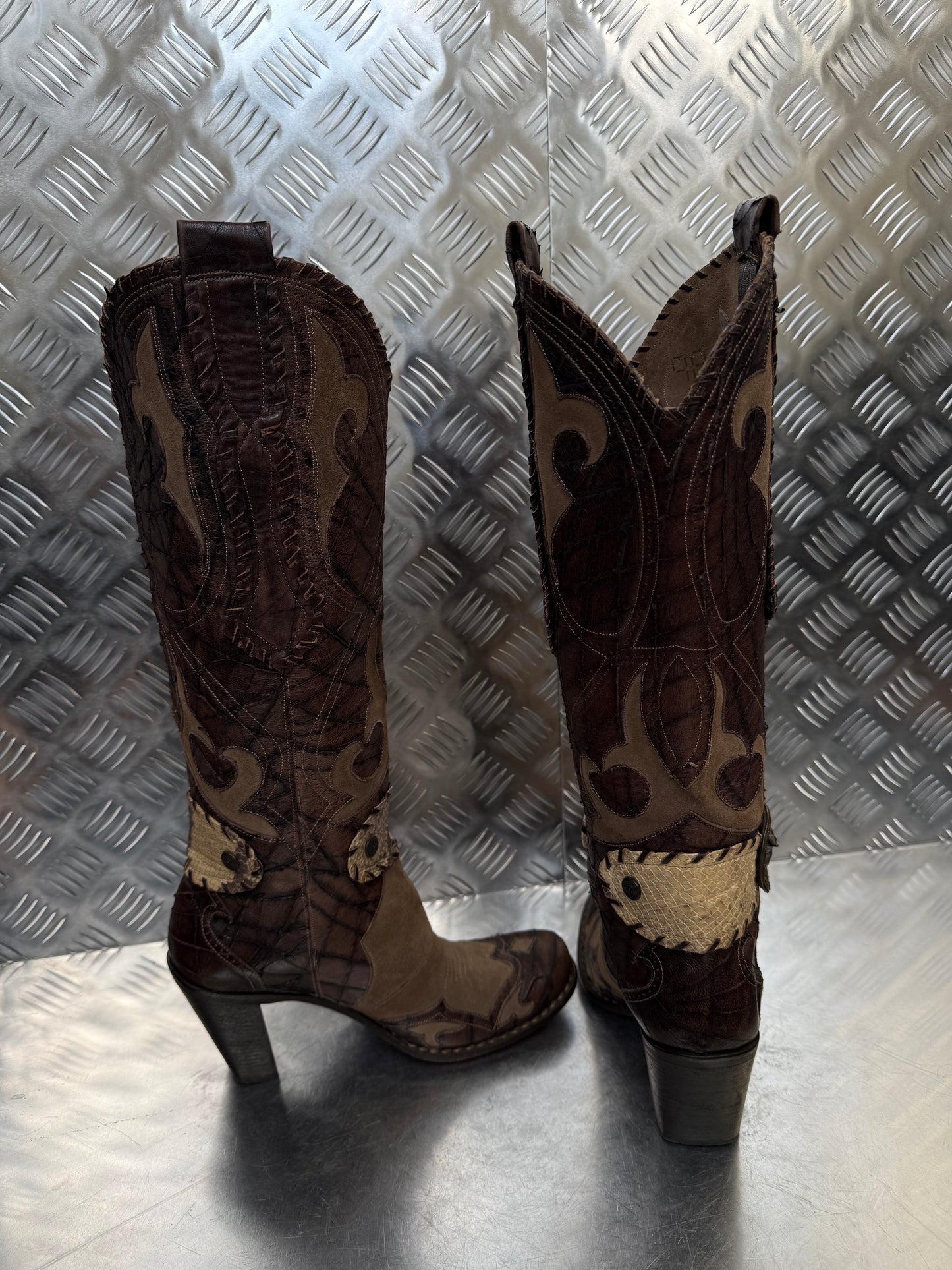 Vintage Italian leather cowboy boots TWINKLING GLOBAL