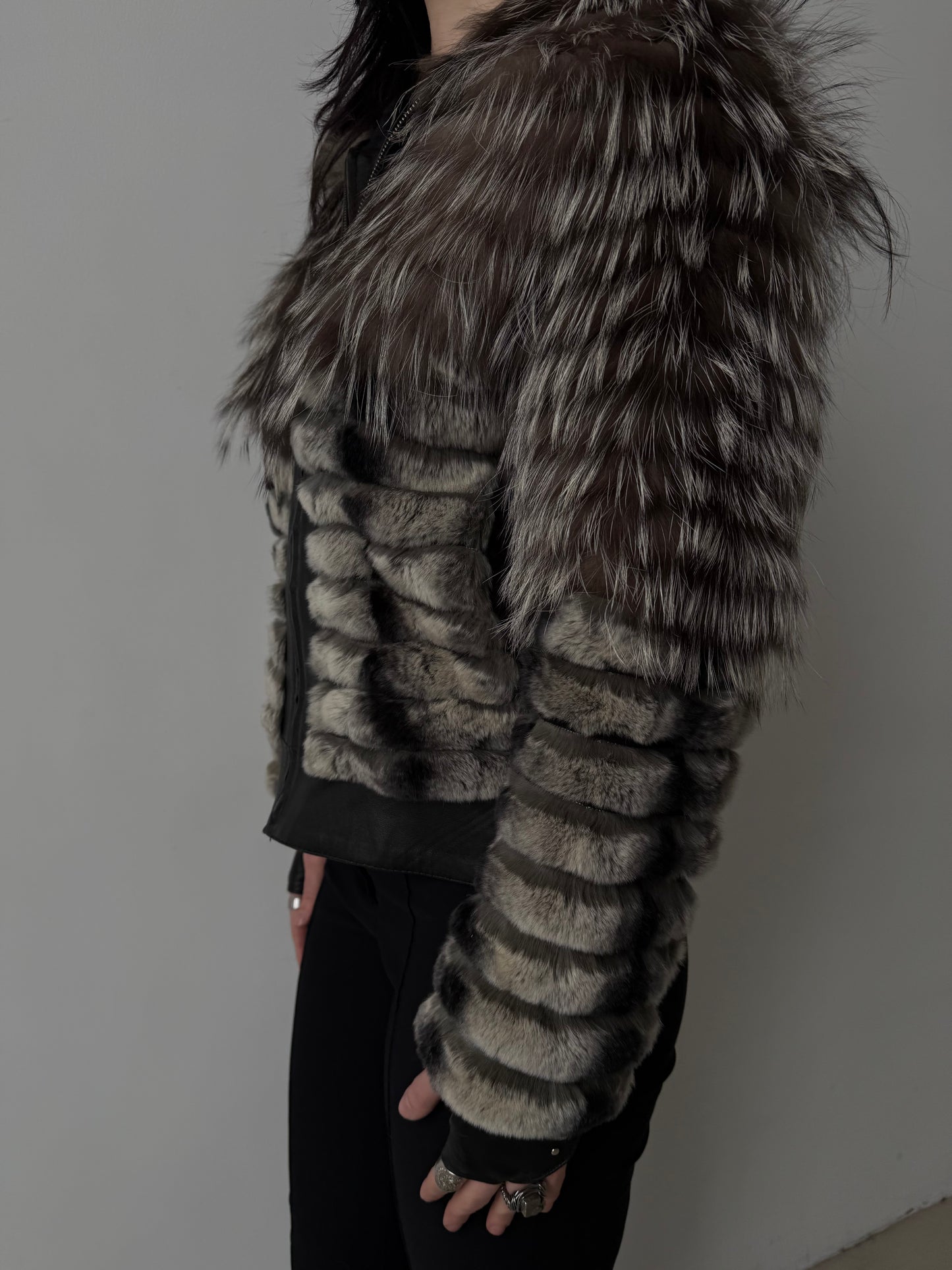 Vintage genuine leather jacket with natural fur and hood TWINKLING GLOBAL