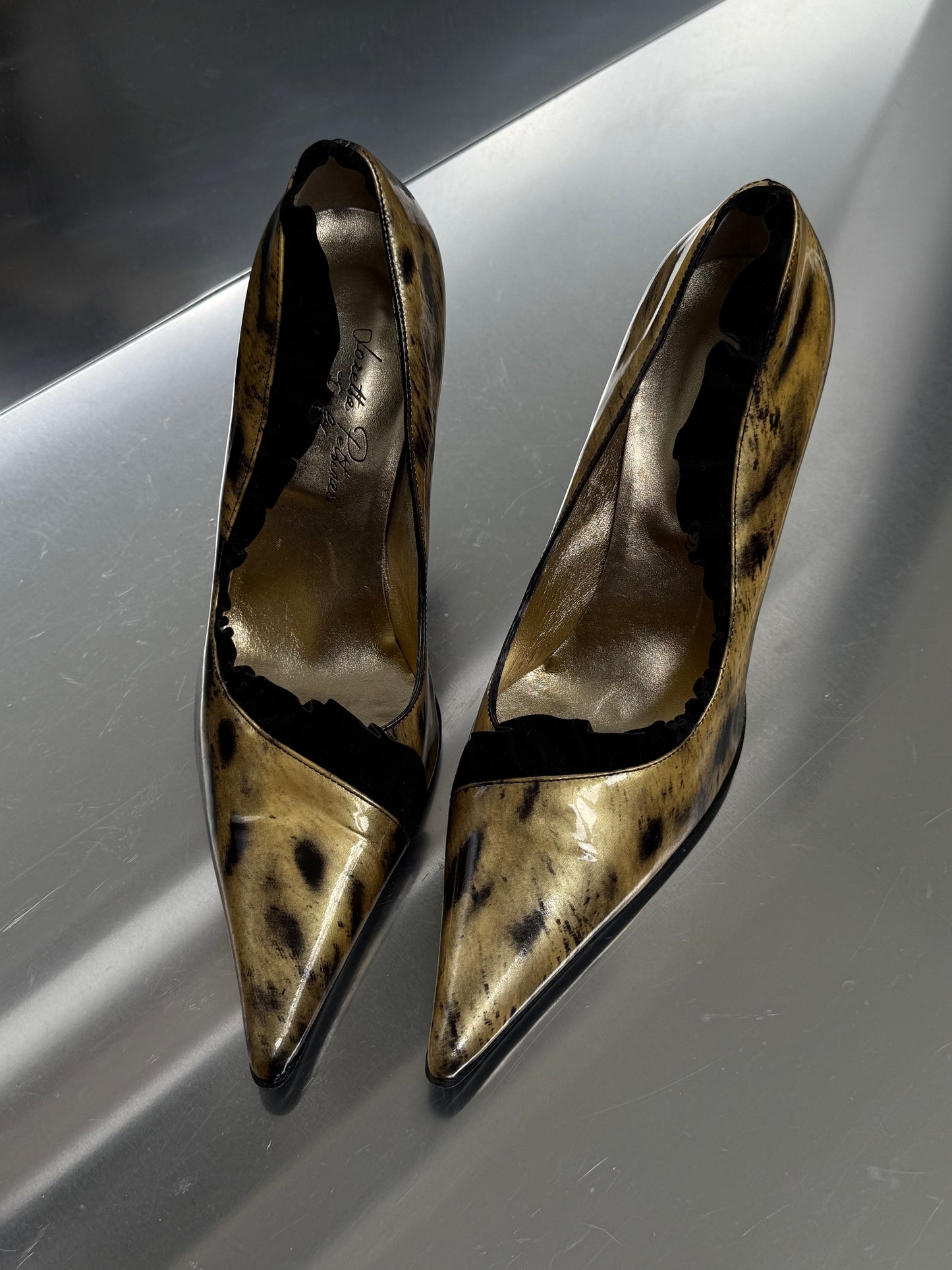 Vintage Leather Leopard Heels - TWINKLING GLOBAL