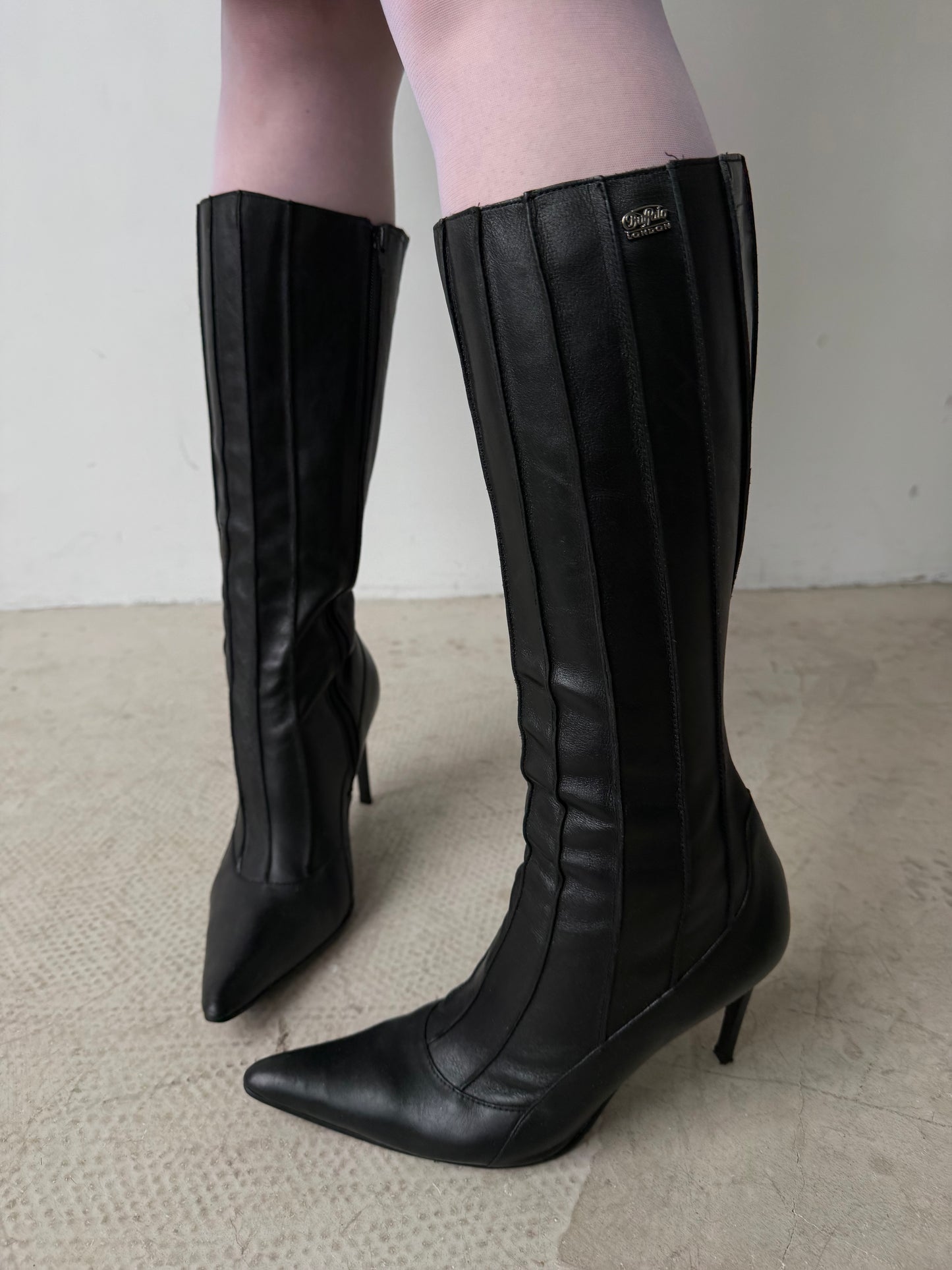 Vintage black leather Buffalo knee-high boots with stiletto heel TWINKLING GLOBAL