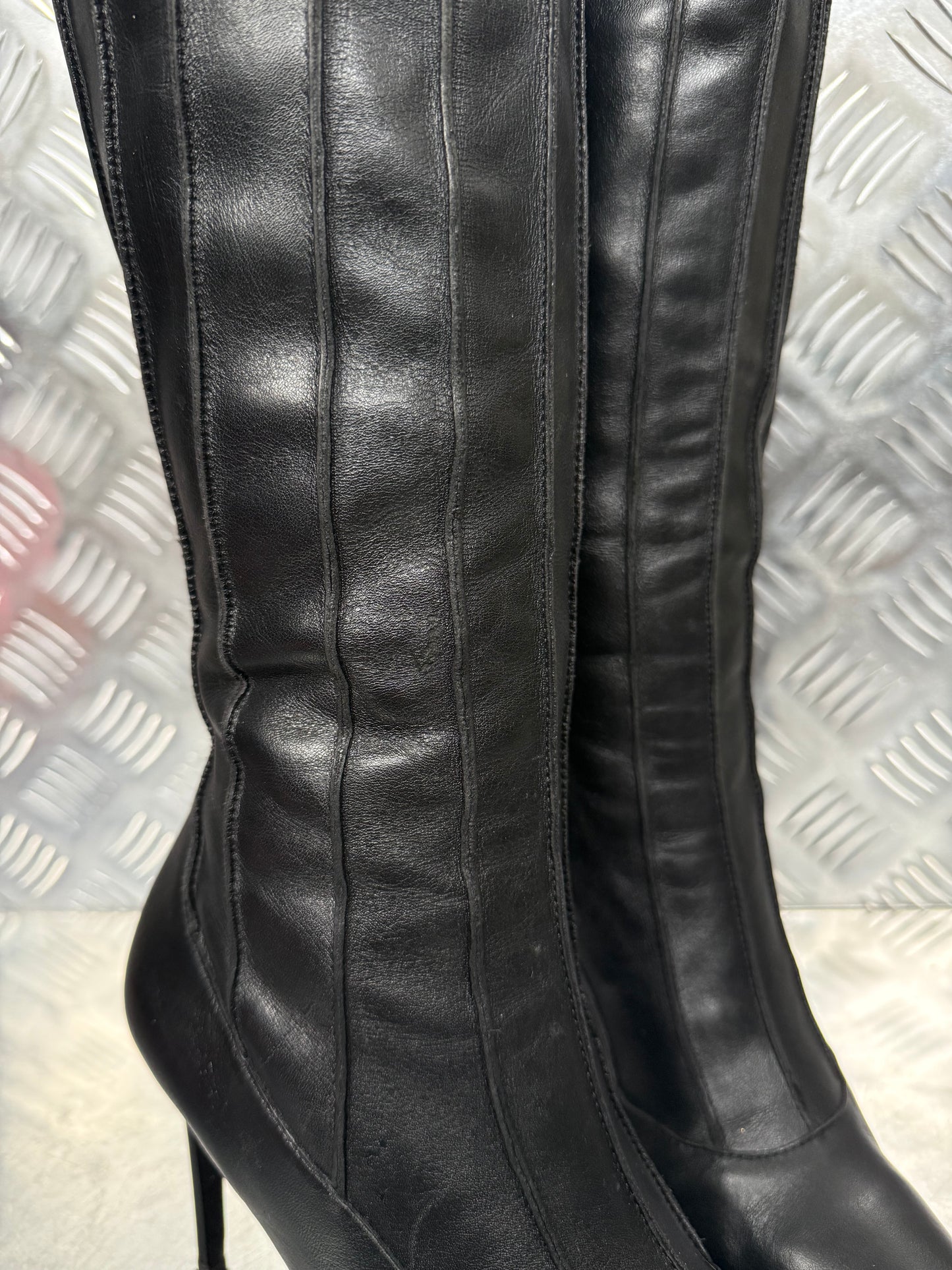 Vintage black leather Buffalo knee-high boots with stiletto heel TWINKLING GLOBAL