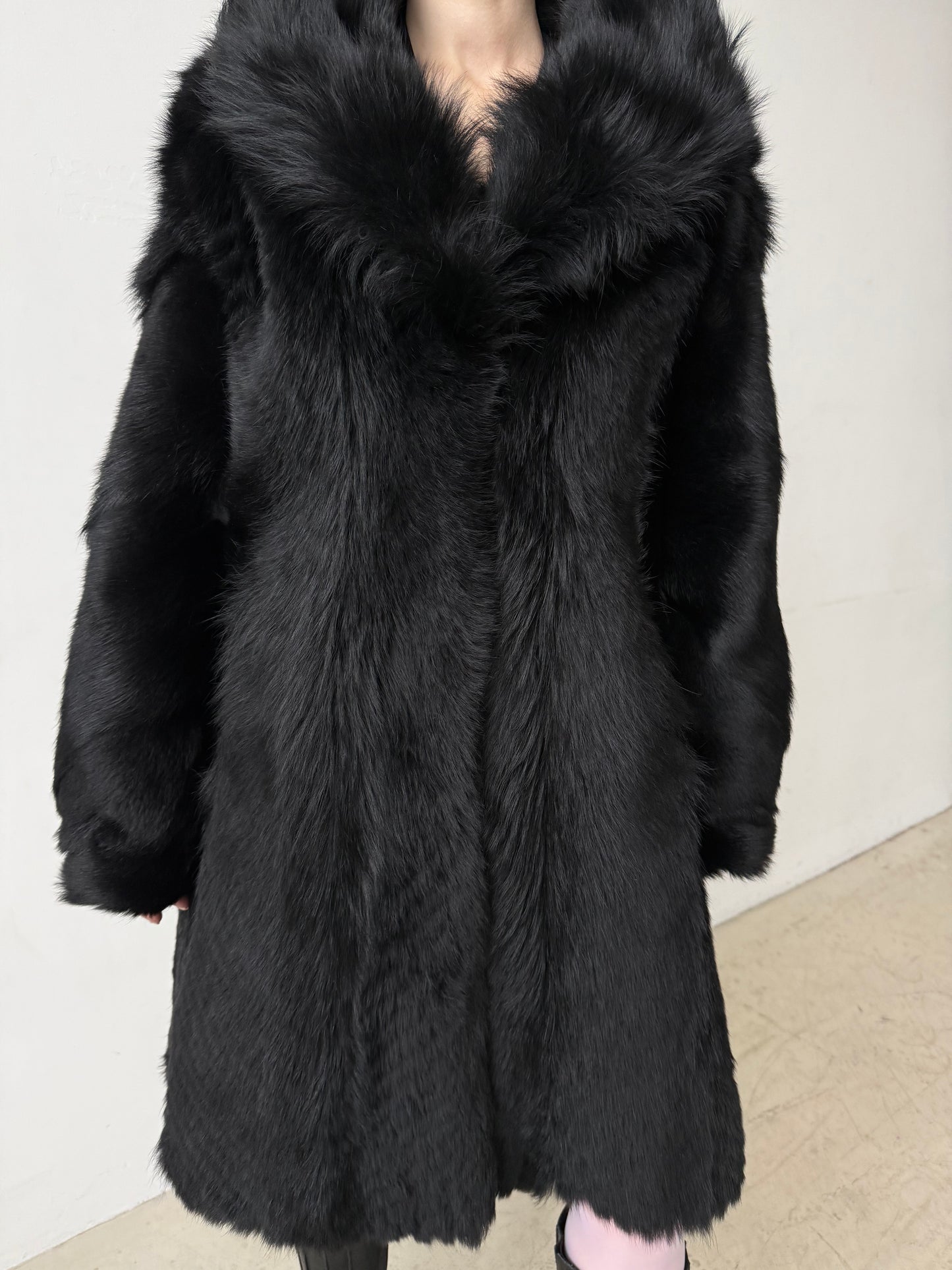 Vintage wolf fur coat TWINKLING GLOBAL