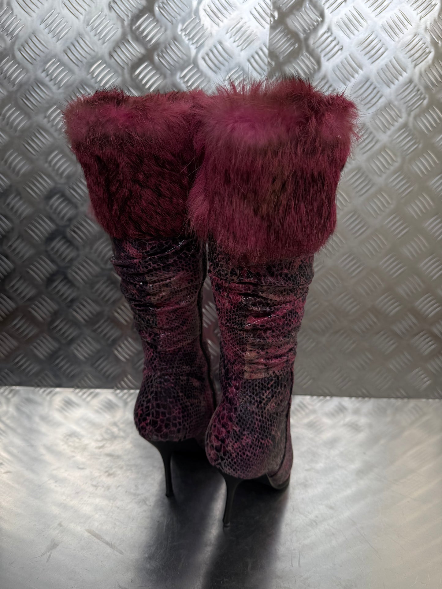 Vintage Italy leather boots with real fur trim Twinkling Global