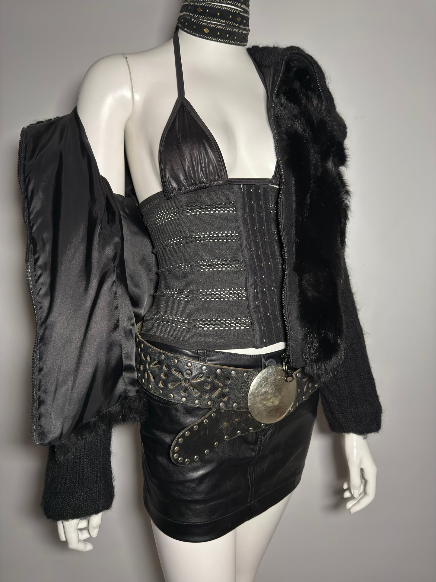 Vintage jacket with natural fur details  - TWINKLING GLOBAL