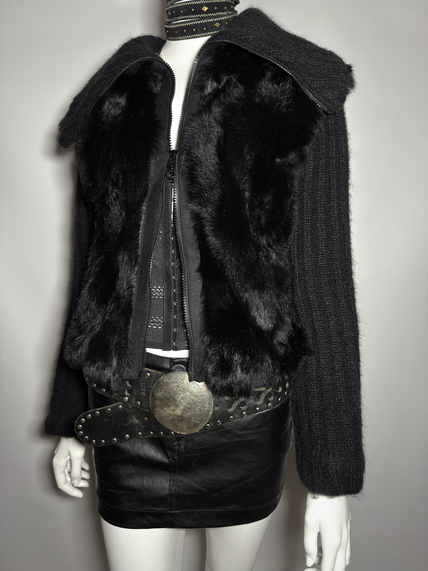 Vintage jacket with natural fur details  - TWINKLING GLOBAL