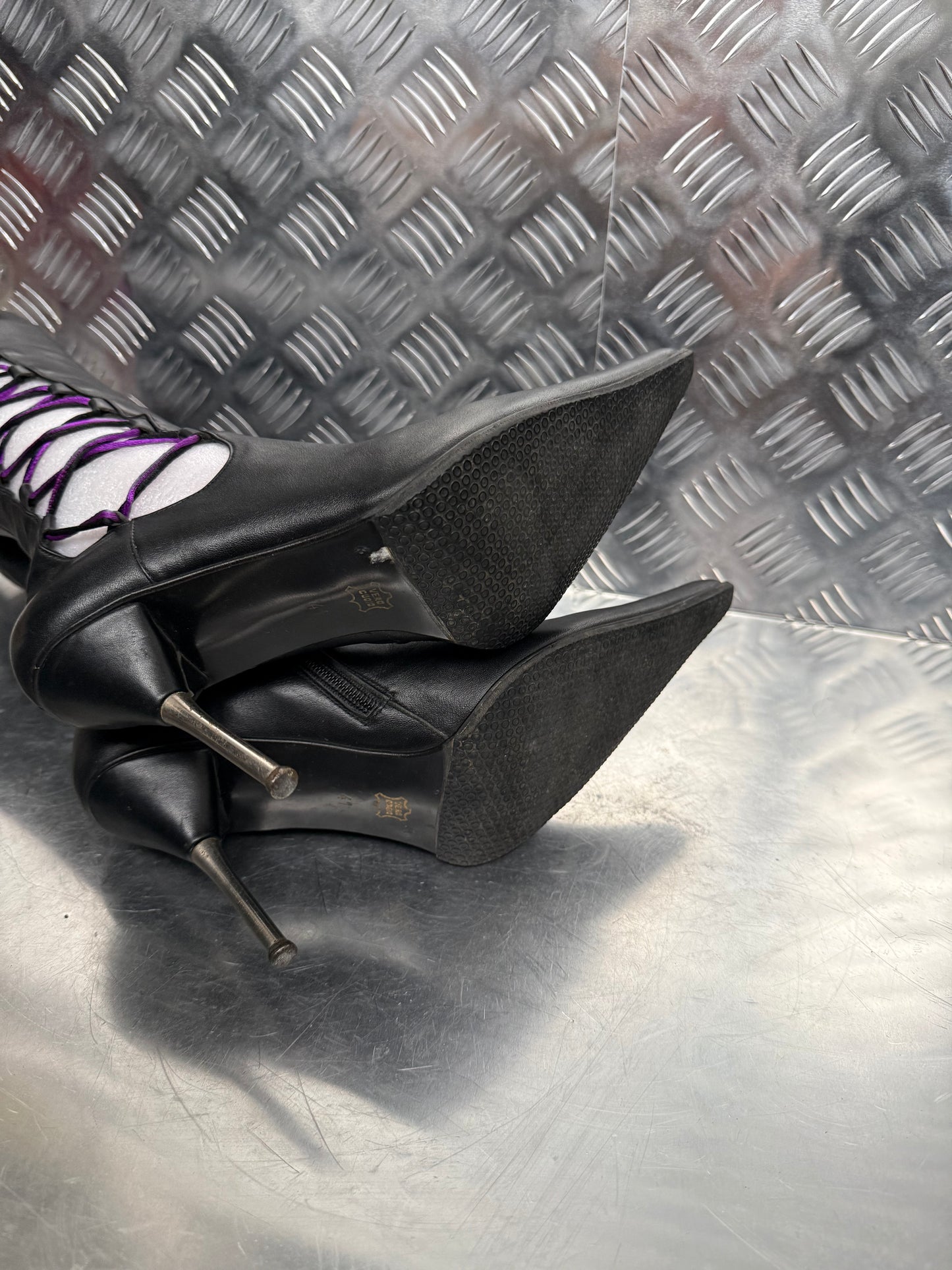 Vintage Italian Laced Leather Heeled Boots TWINKLING GLOBAL