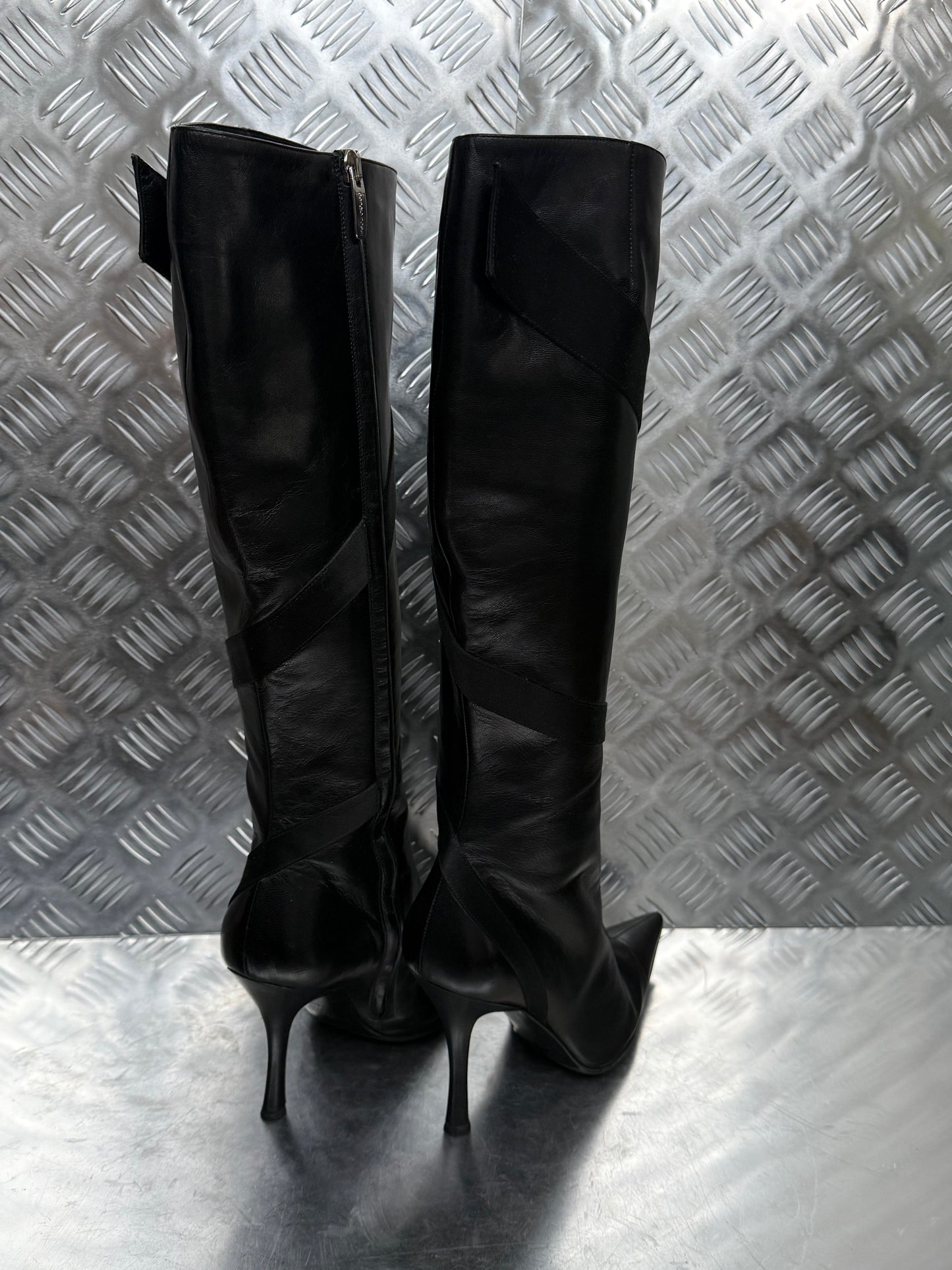 Vintage black leather knee-high boots Twinkling Global