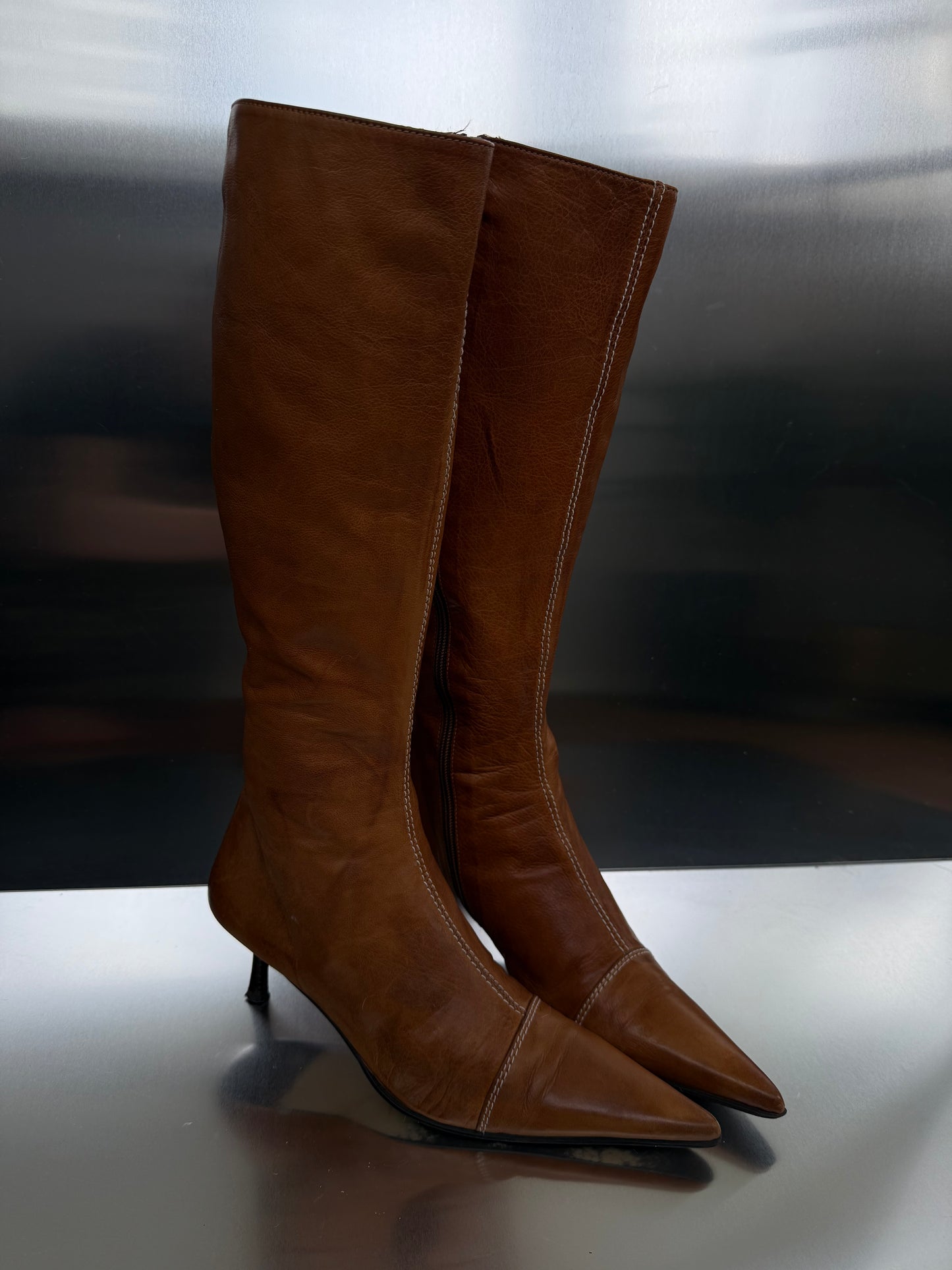 Vintage leather boots - TWINKLING GLOBAL