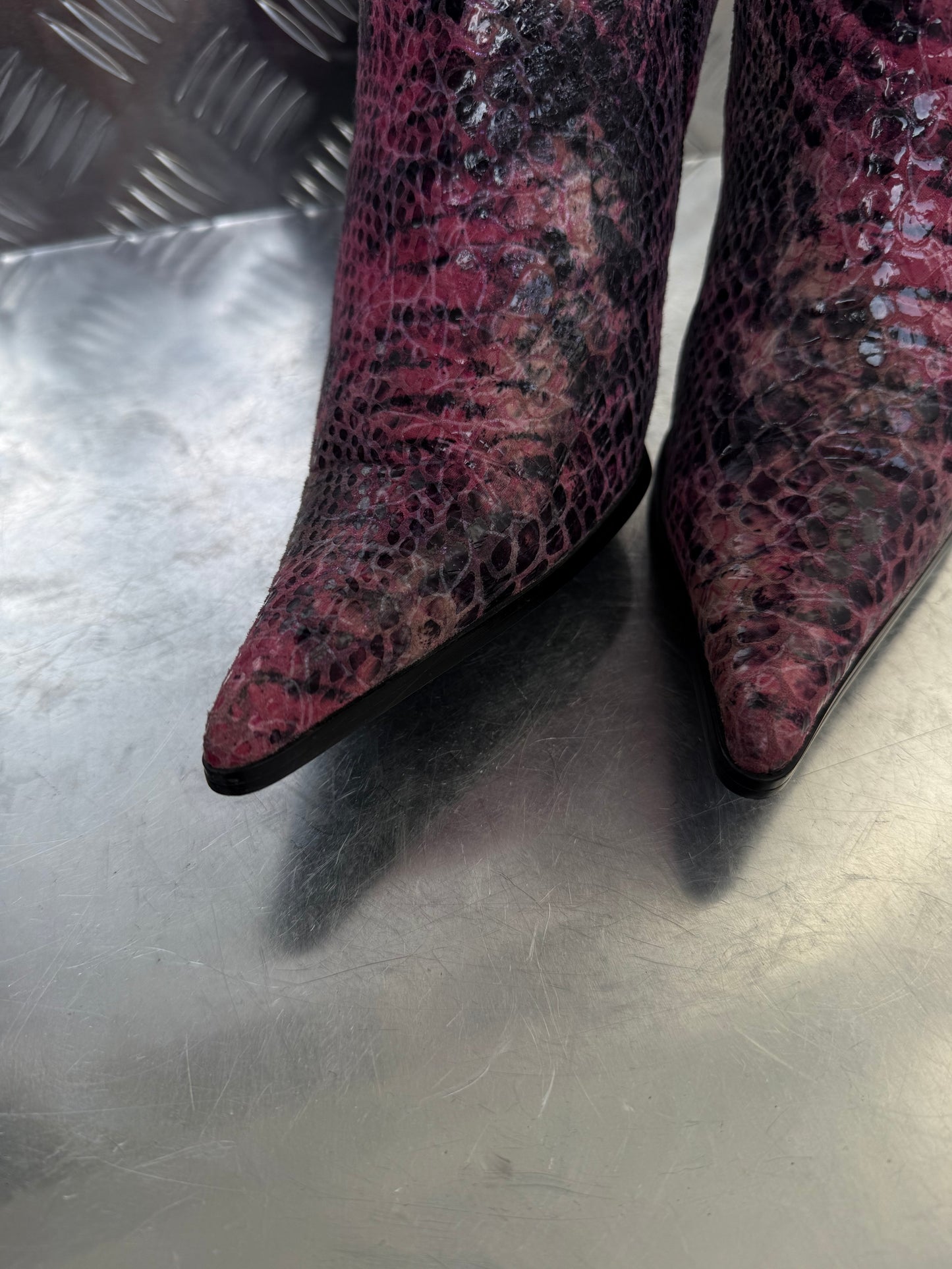 Vintage Italy leather boots with real fur trim Twinkling Global