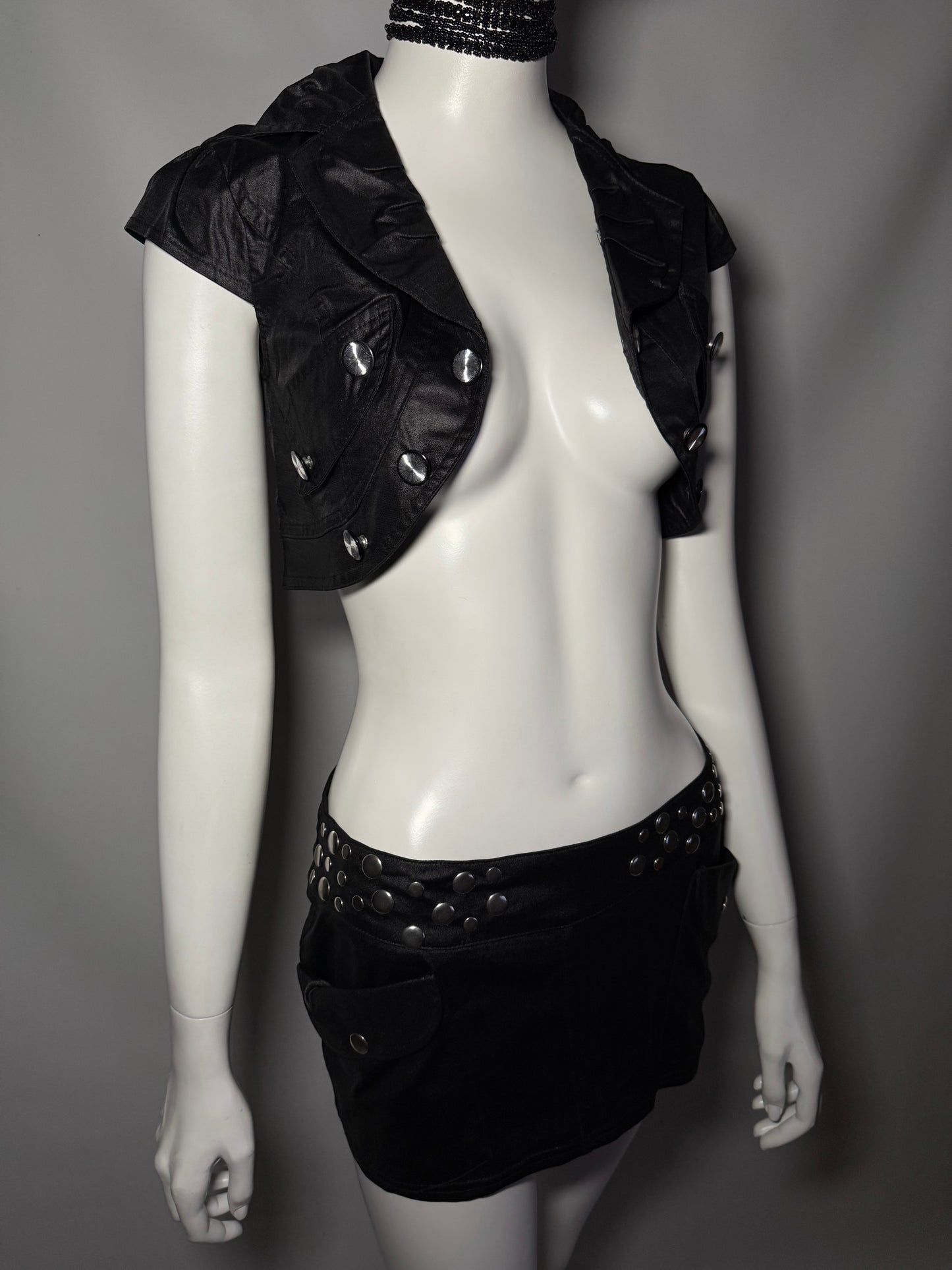 Y2K Black Cropped Denim Bolero with Statement Buttons Twinkling