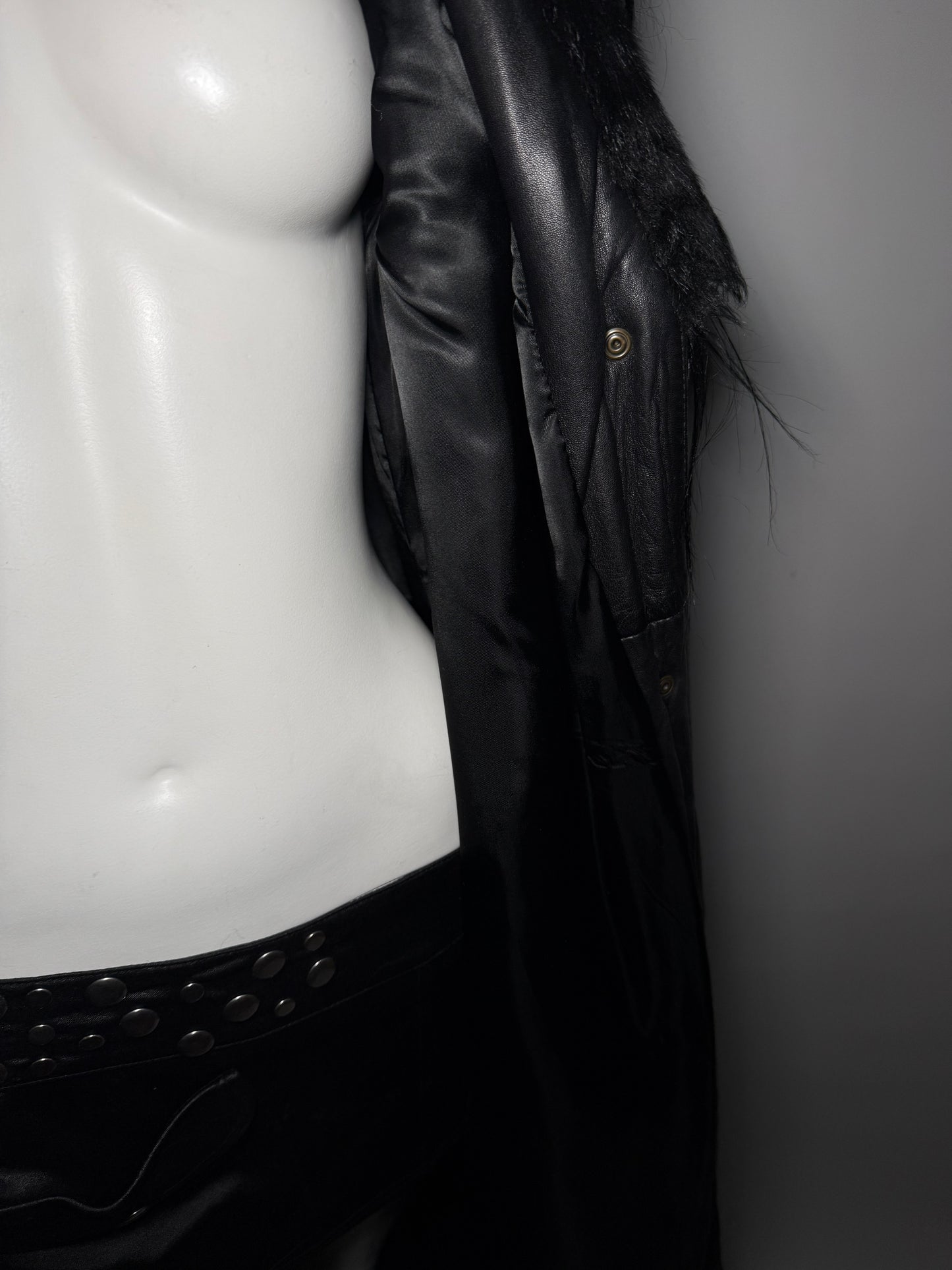 Vintage Black Leather Long Coat with Real Fur TWINKLING GLOBAL