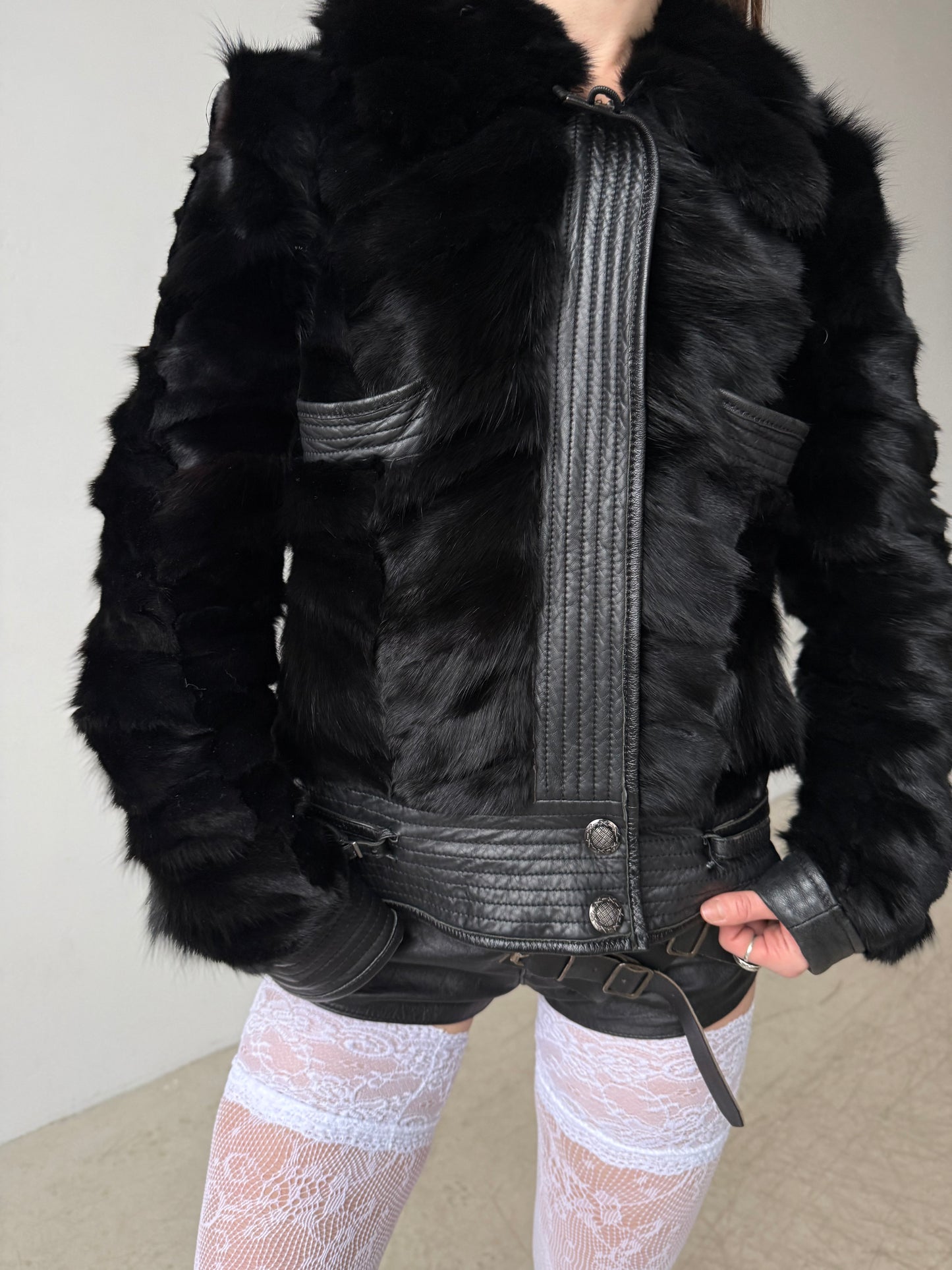 Vintage leather jacket with real fur – TWINKLING GLOBAL