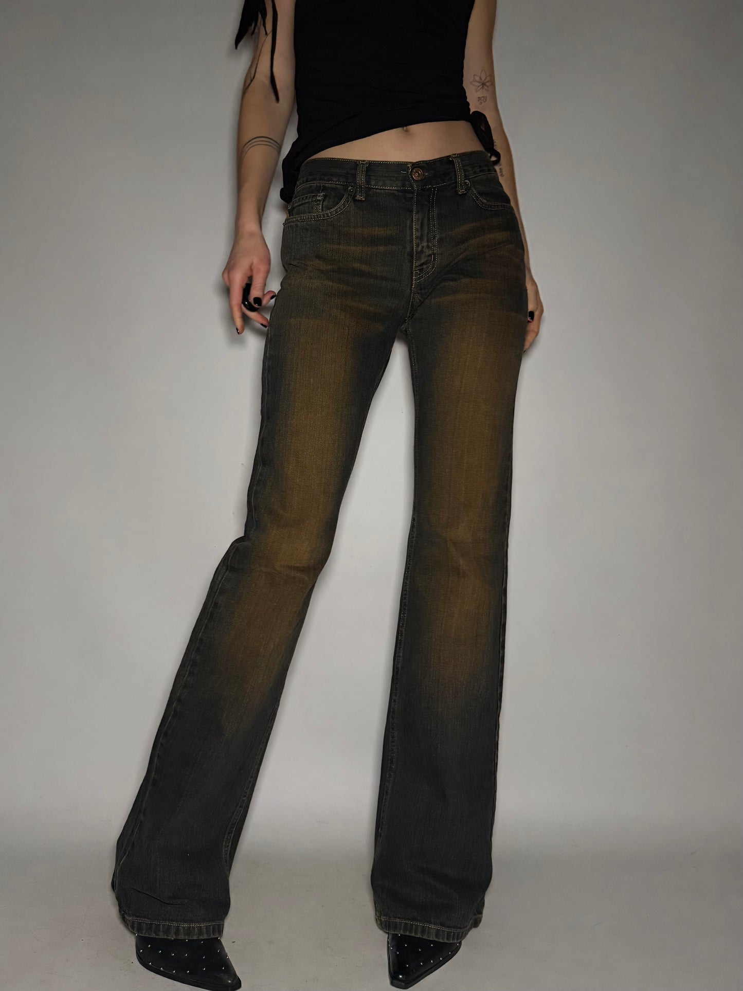 Vintage Rusty Washed Low Rise Flared Jeans – TWINKLING GLOBAL