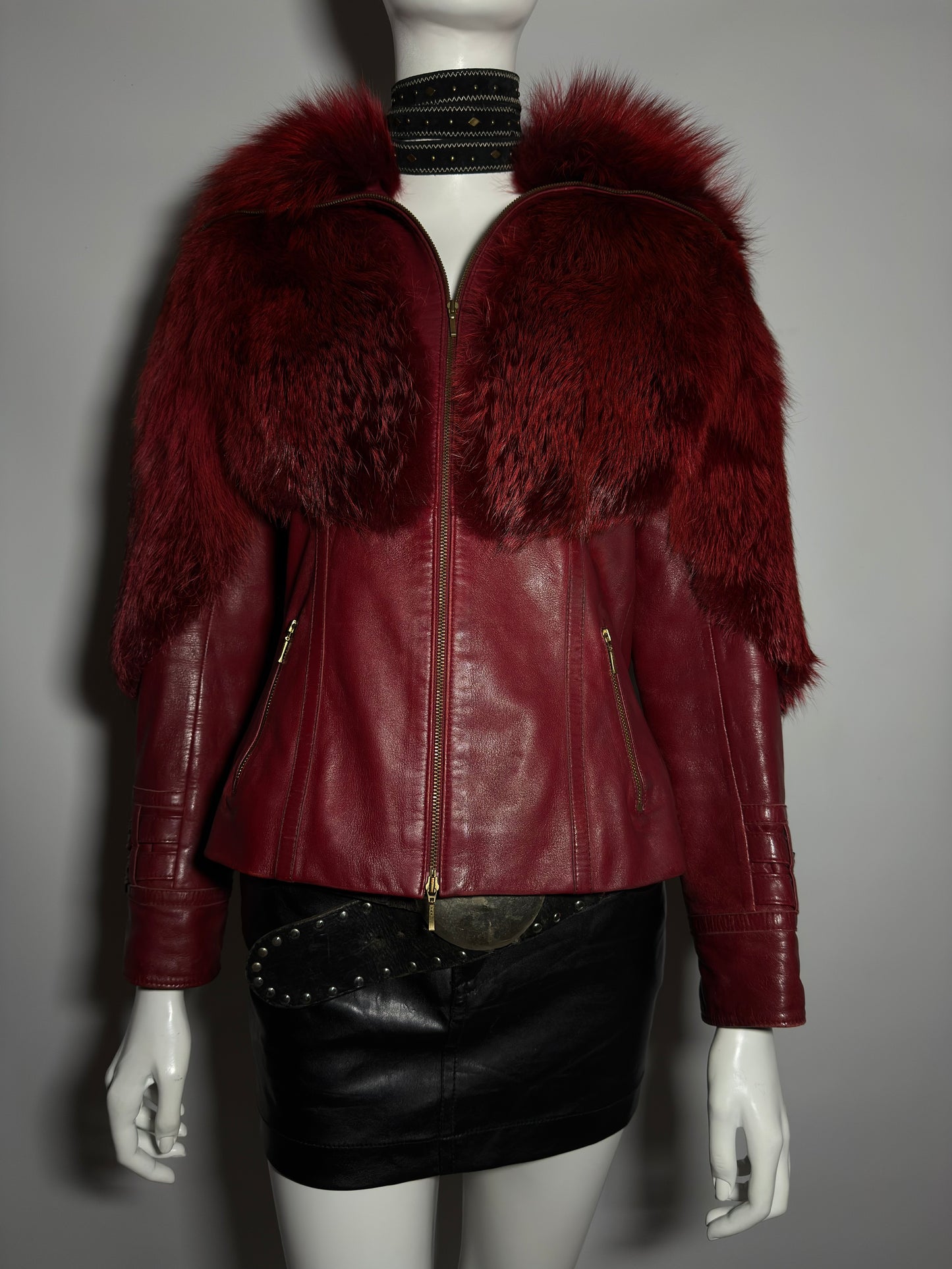 Vintage fur jacket  - TWINKLING GLOBAL