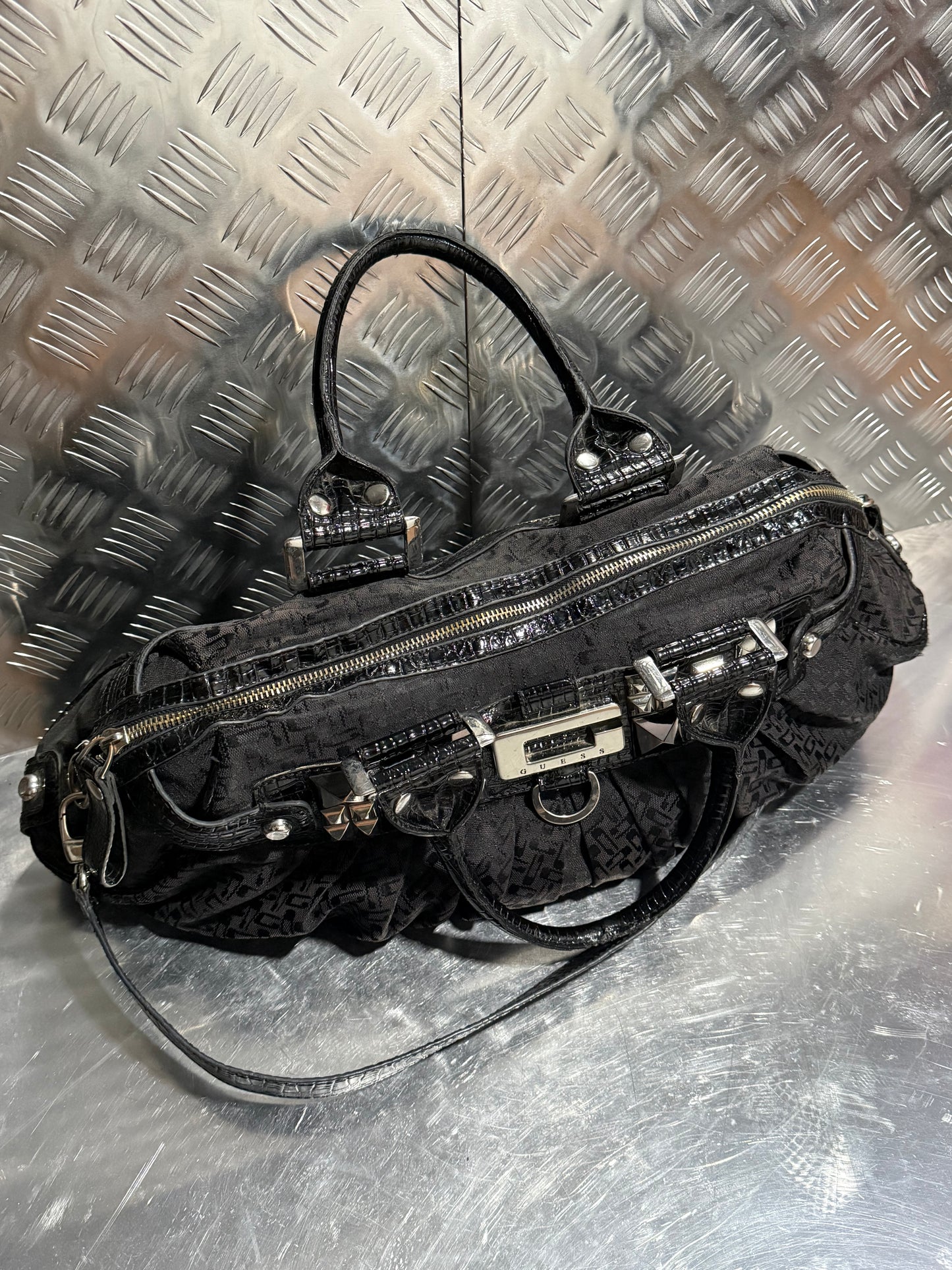 Vintage Black Guess Studded Bag – TWINKLING GLOBAL