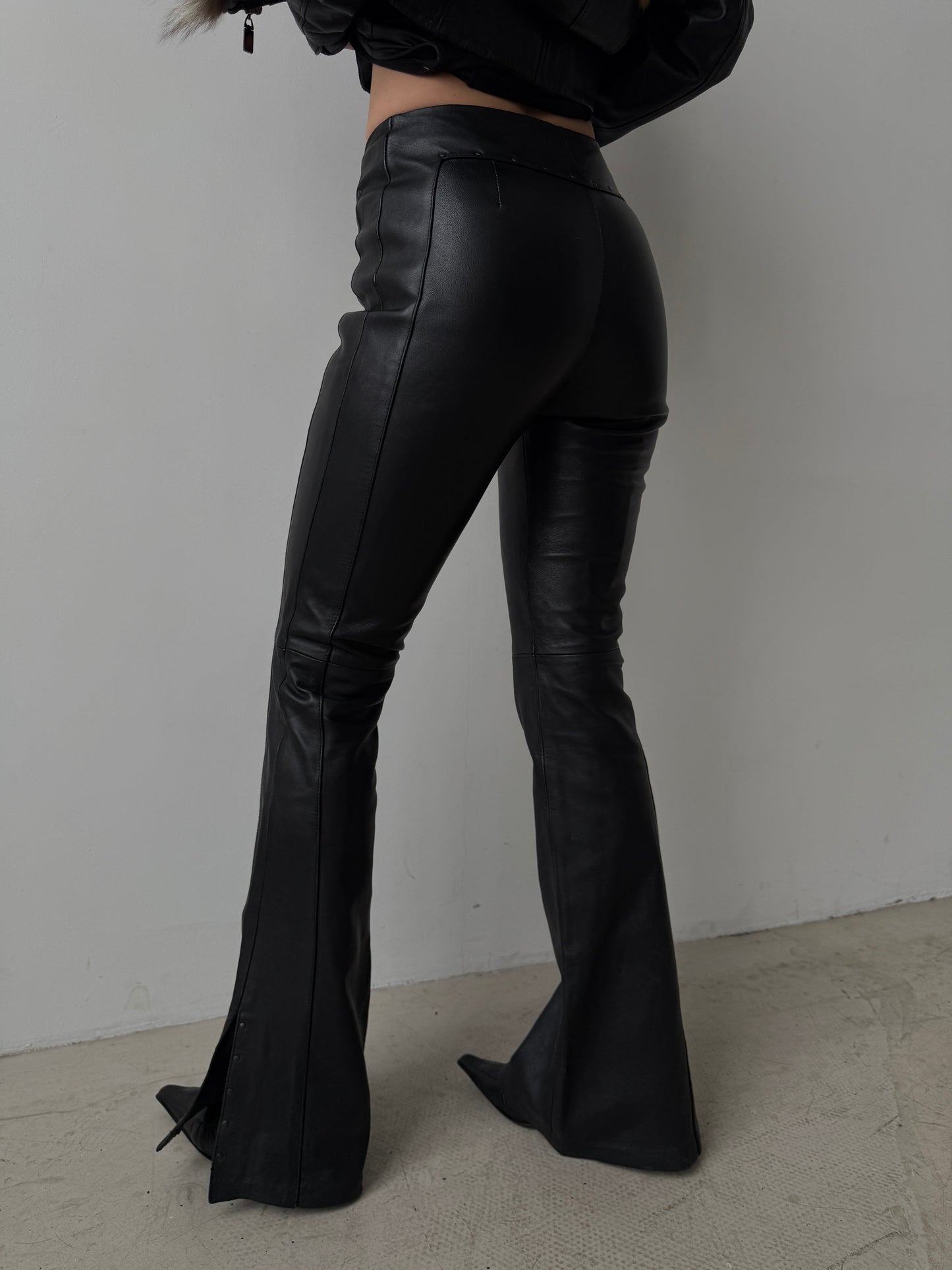 Vintage leather flared pants with slit details TWINKLING GLOBAL