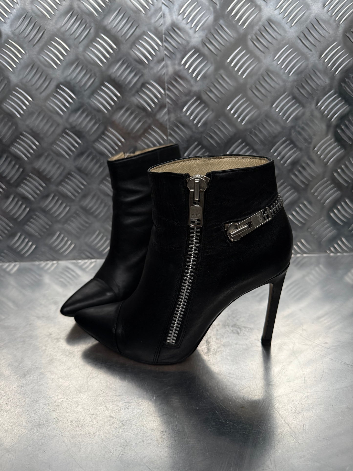 Vintage leather ankle boots Buffalo TWINKLING GLOBAL