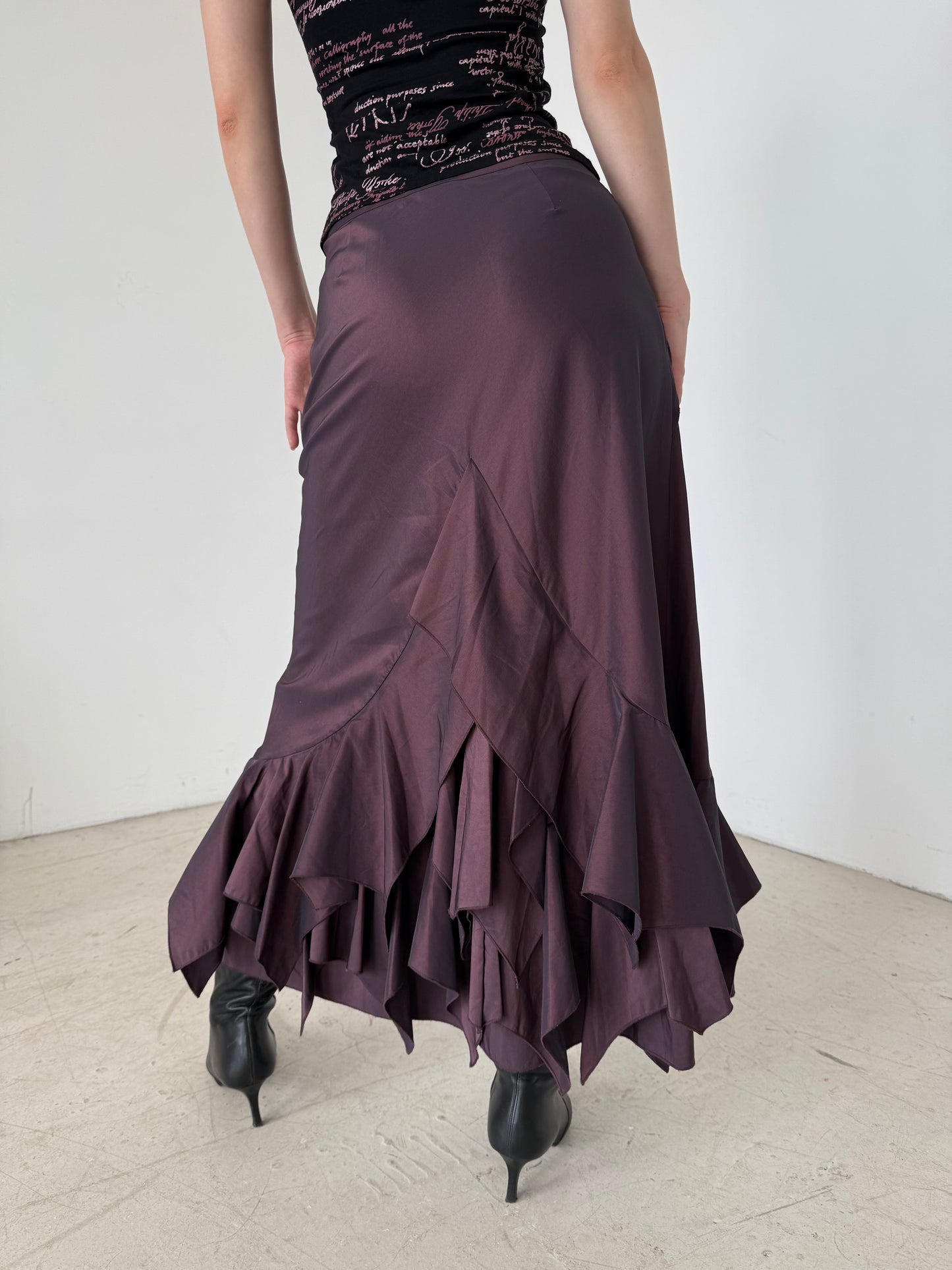 Vintage Plum Ruffle Hem Maxi Skirt – Twinkling Global