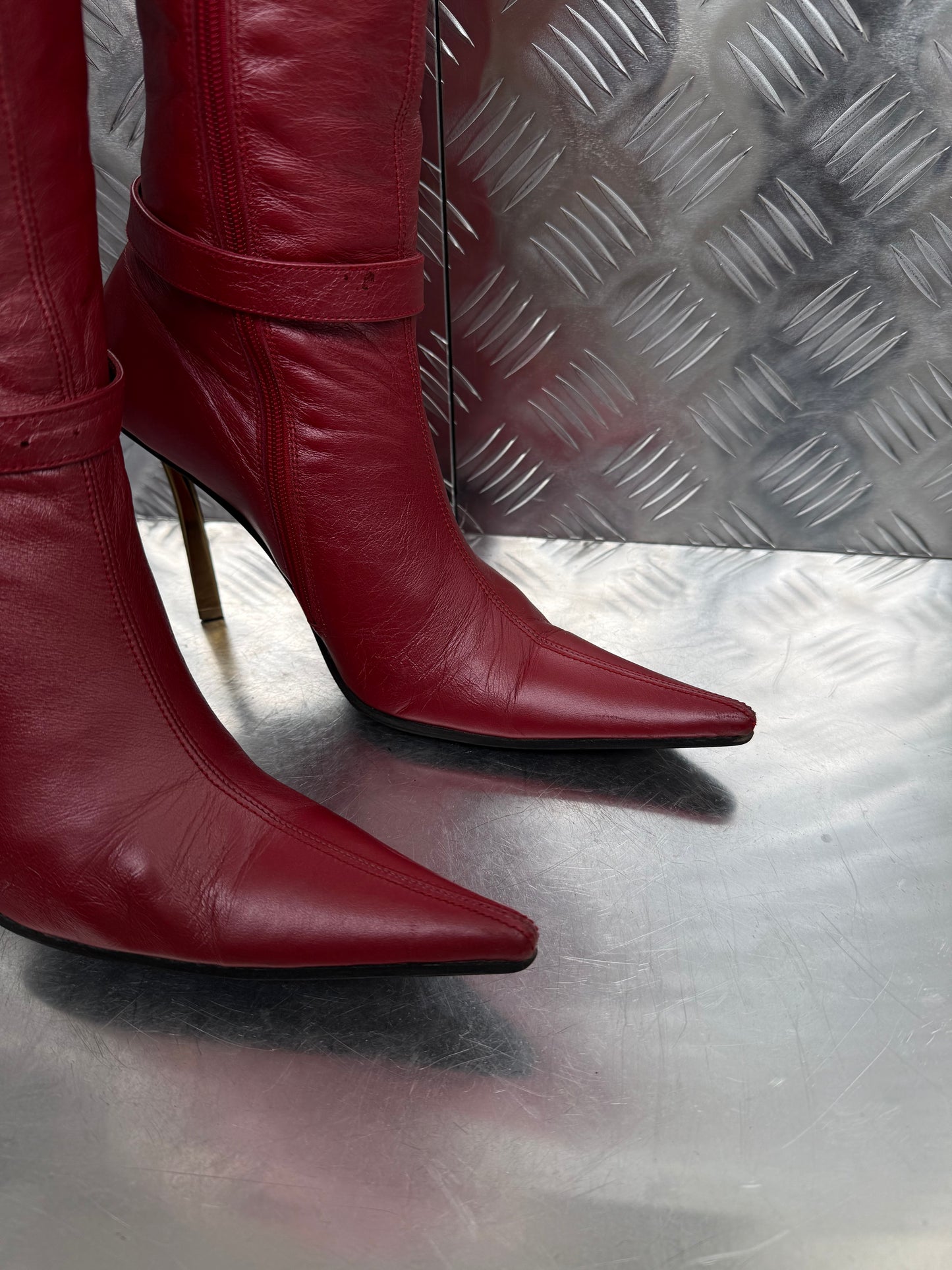 Vintage red leather over-the-knee boots with removable straps Twinkling Global