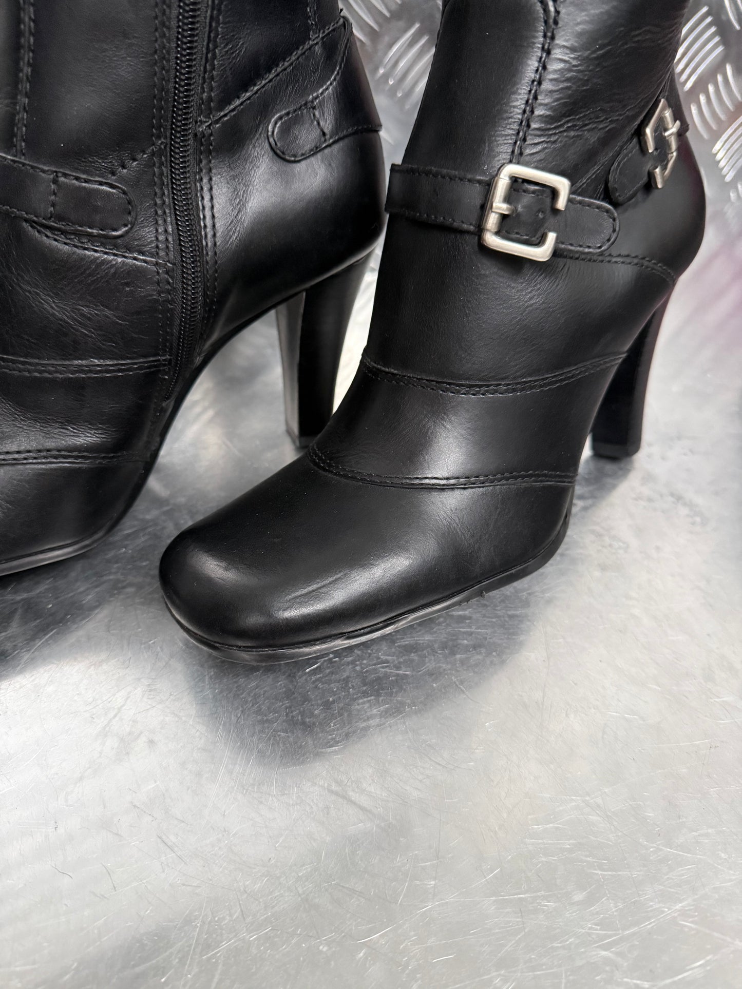 Vintage Black Bronx Leather Boots – TWINKLING GLOBAL