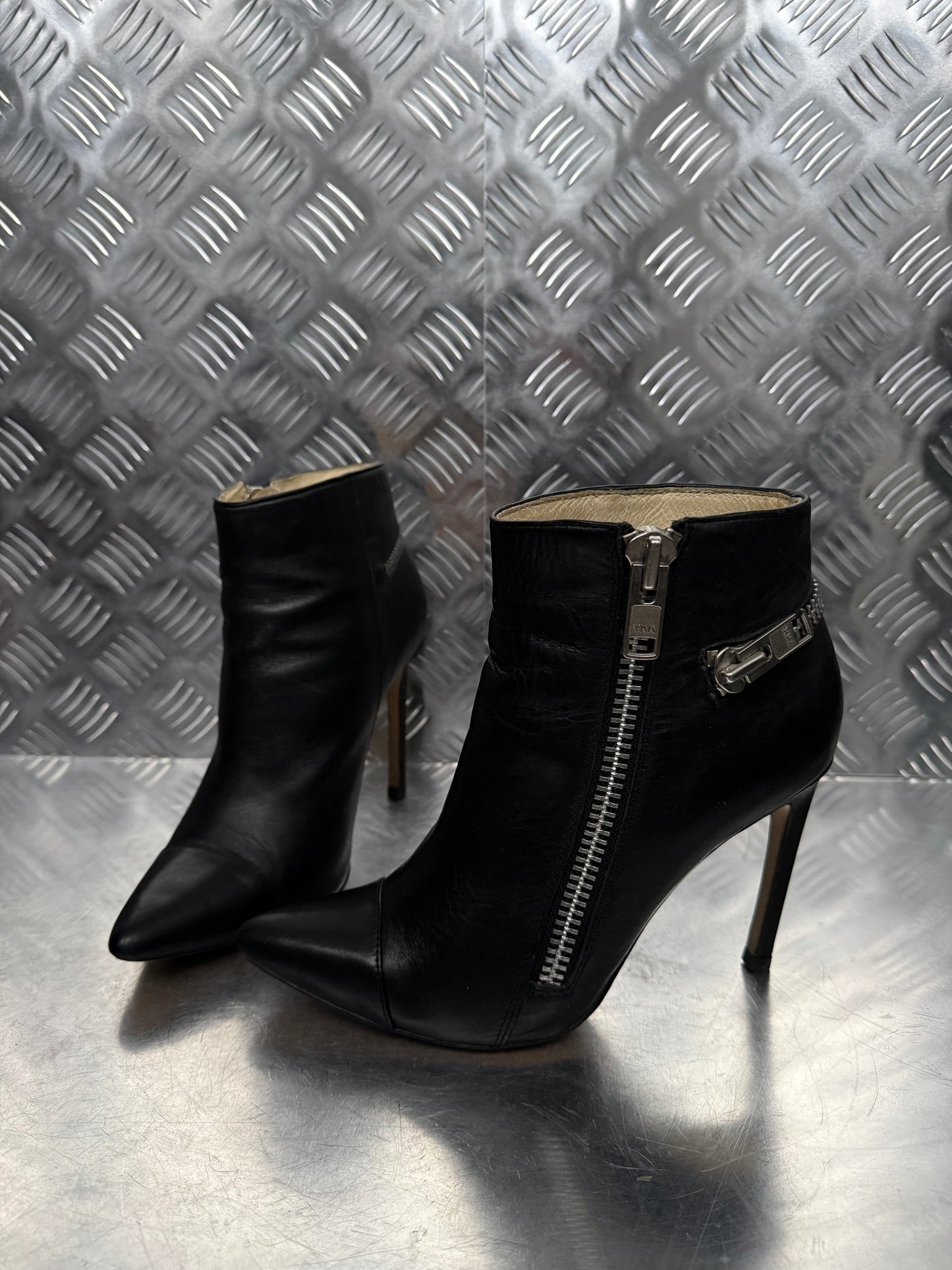 Vintage leather ankle boots Buffalo TWINKLING GLOBAL