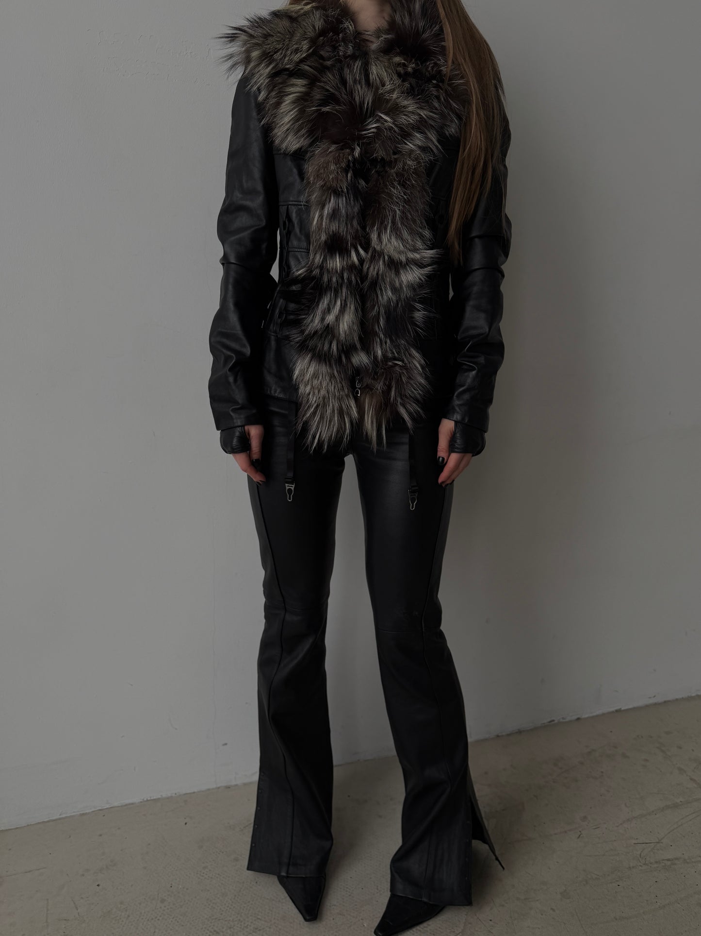 Vintage genuine leather jacket with natural fur TWINKLING GLOBAL