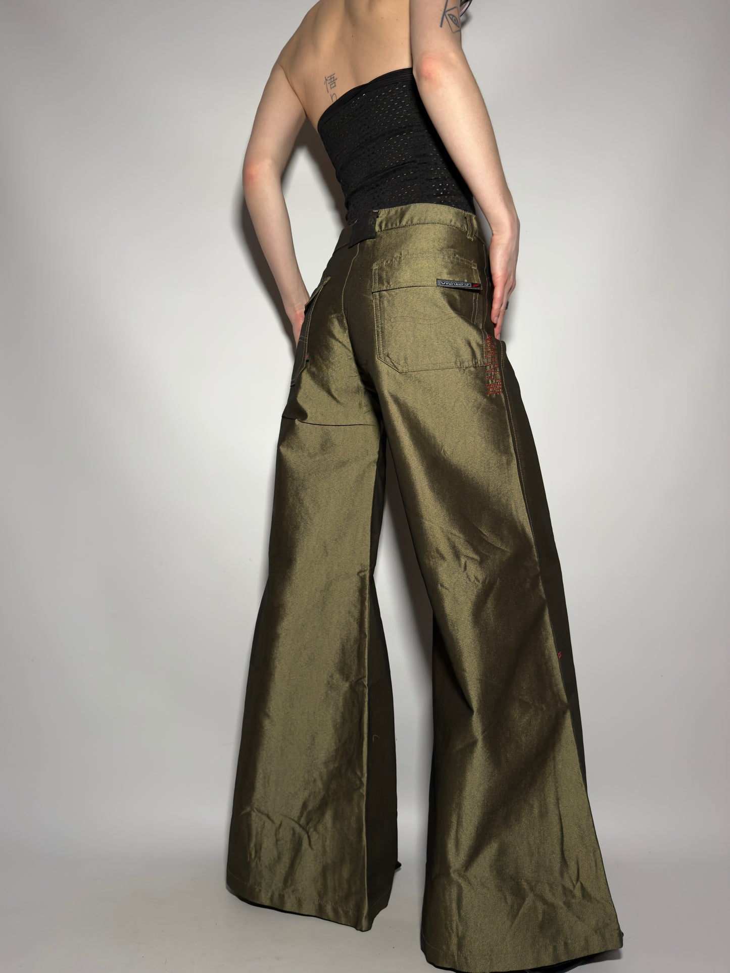 Vintage OVERZEAS jeans  - TWINKLING GLOBAL
