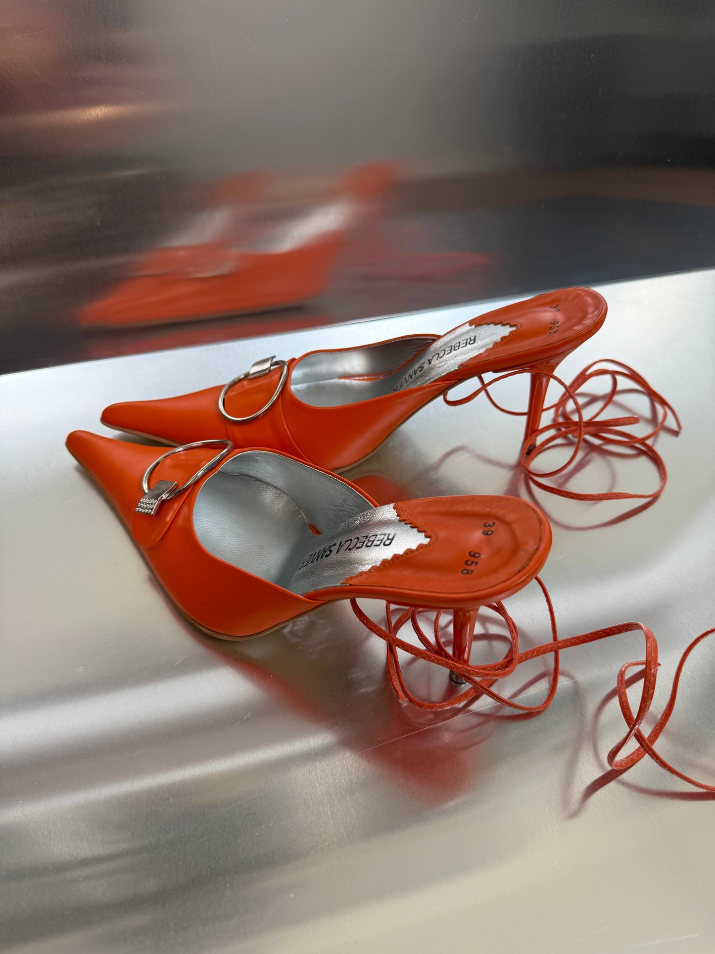 Vintage kitten heel mule - TWINKLING GLOBAL