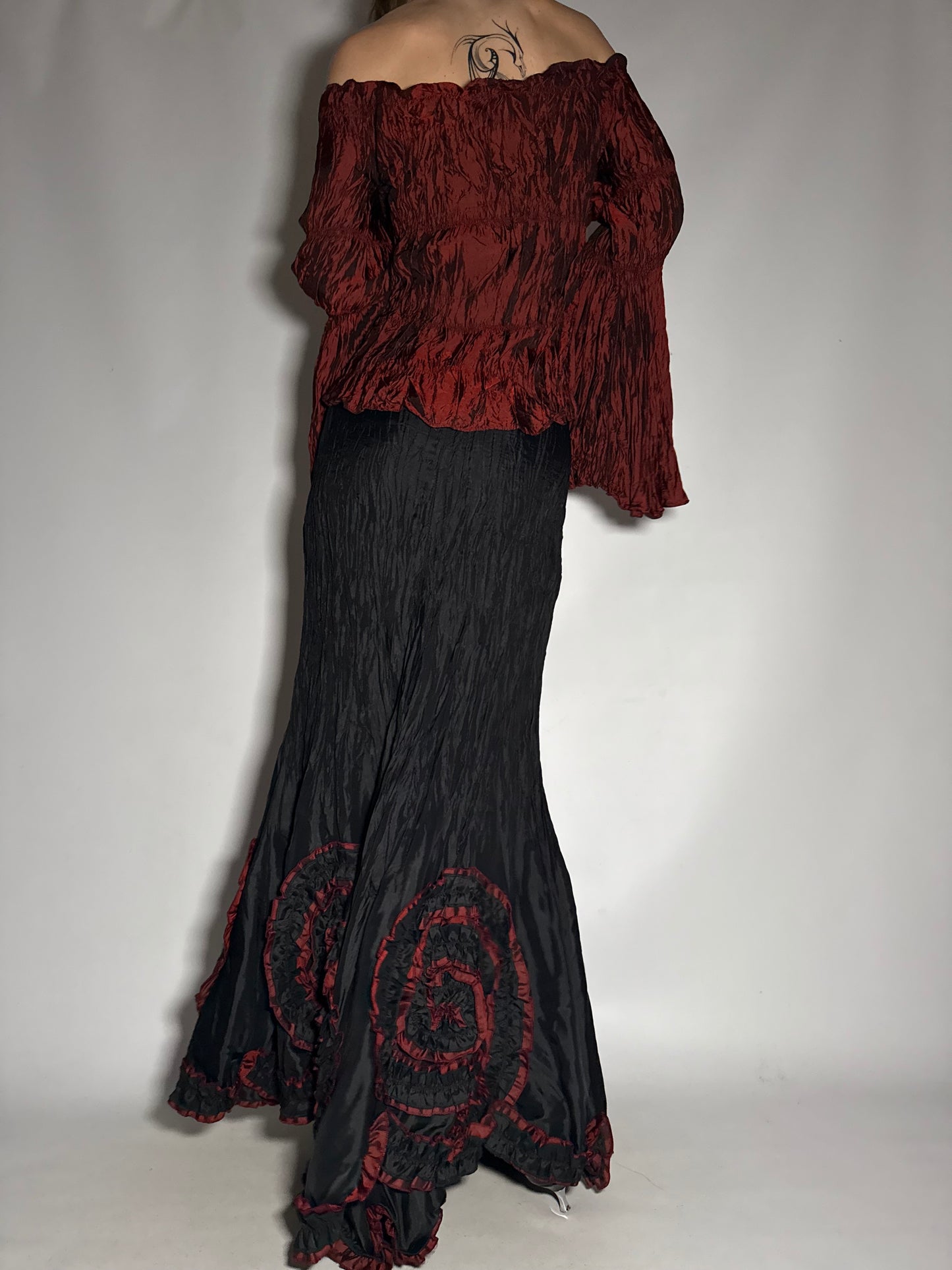 Gothic Black Crinkled Two-Piece Set with Red Spiral Appliqués TWINKLING