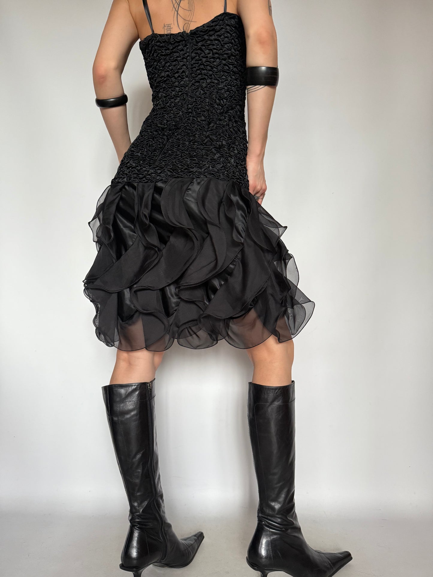 Vintage Black Ruffle Mini Dress – Twinkling Global
