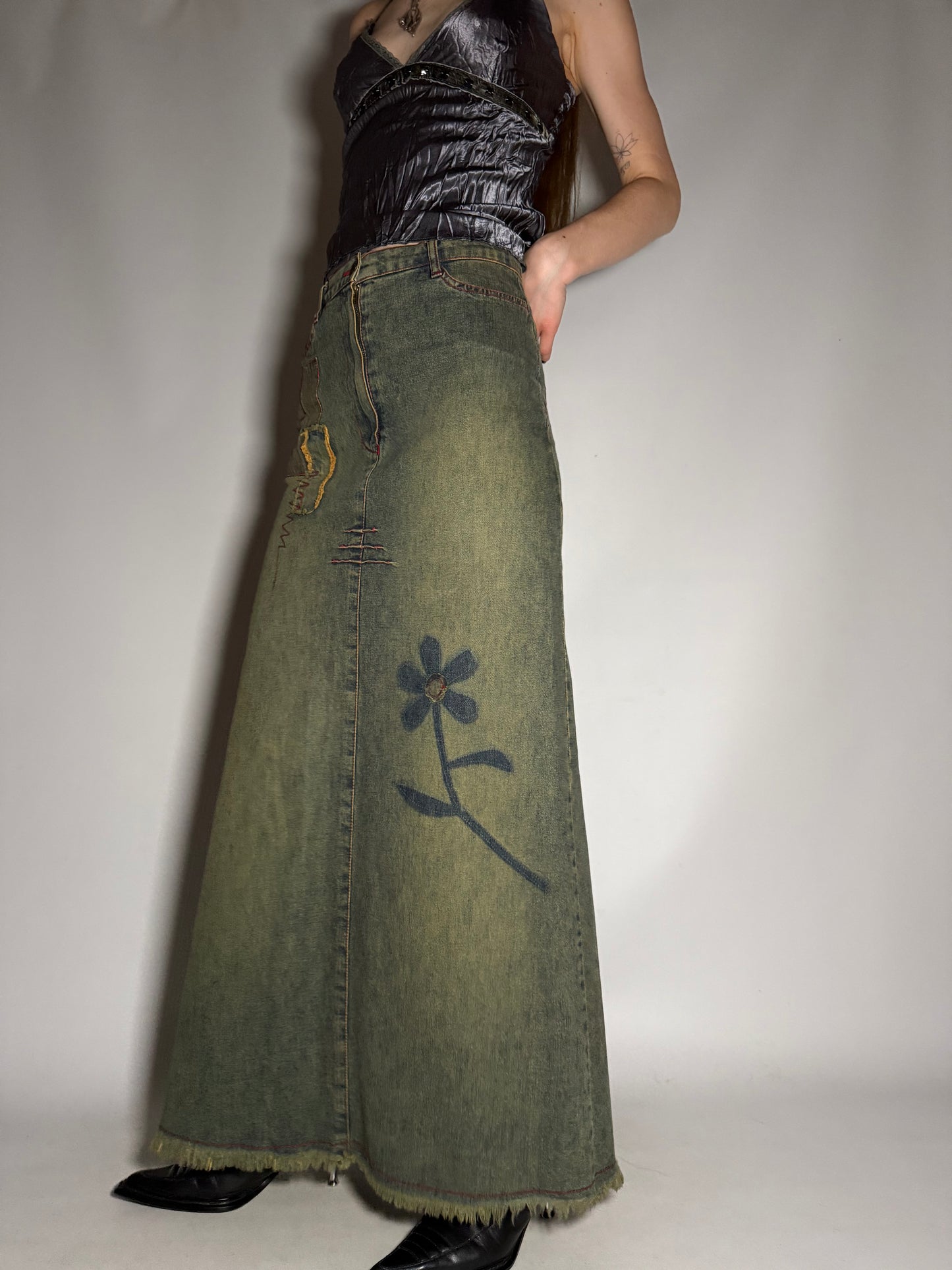 Vintage Maxi Denim Skirt with Flower Print and Contrast Stitching TWINKLING