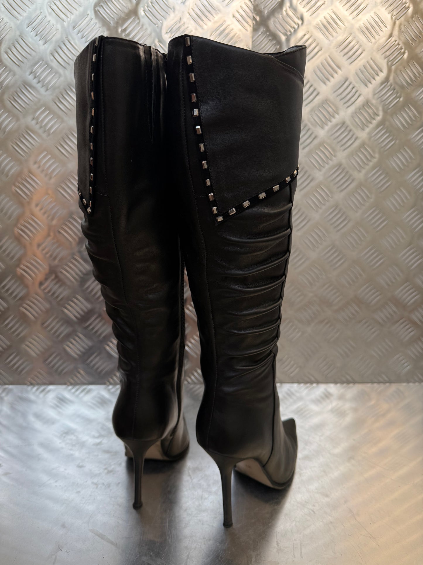 Vintage pointed-toe leather high-heel boots Twinkling Global