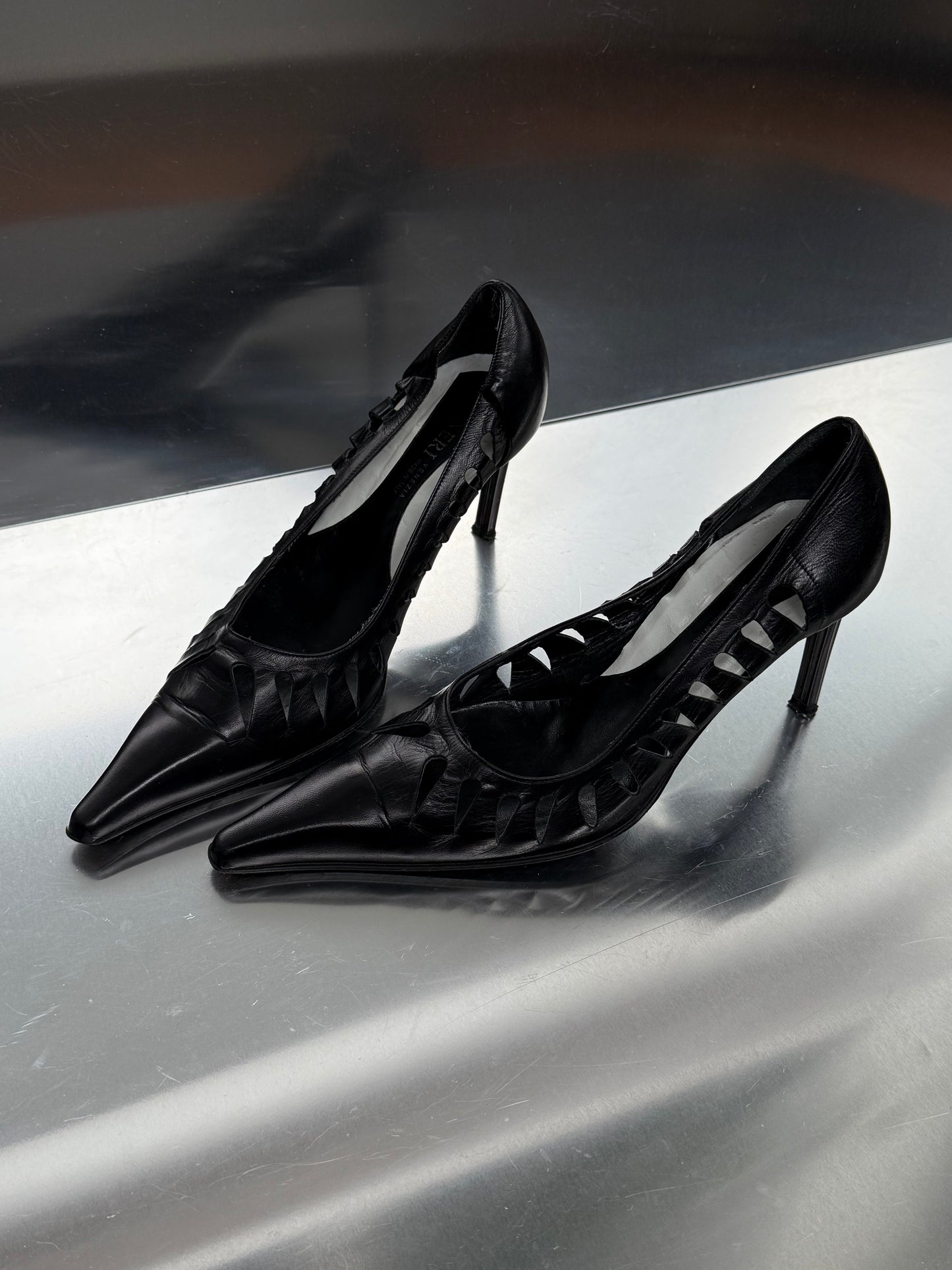Vintage leather heels - TWINKLING GLOBAL