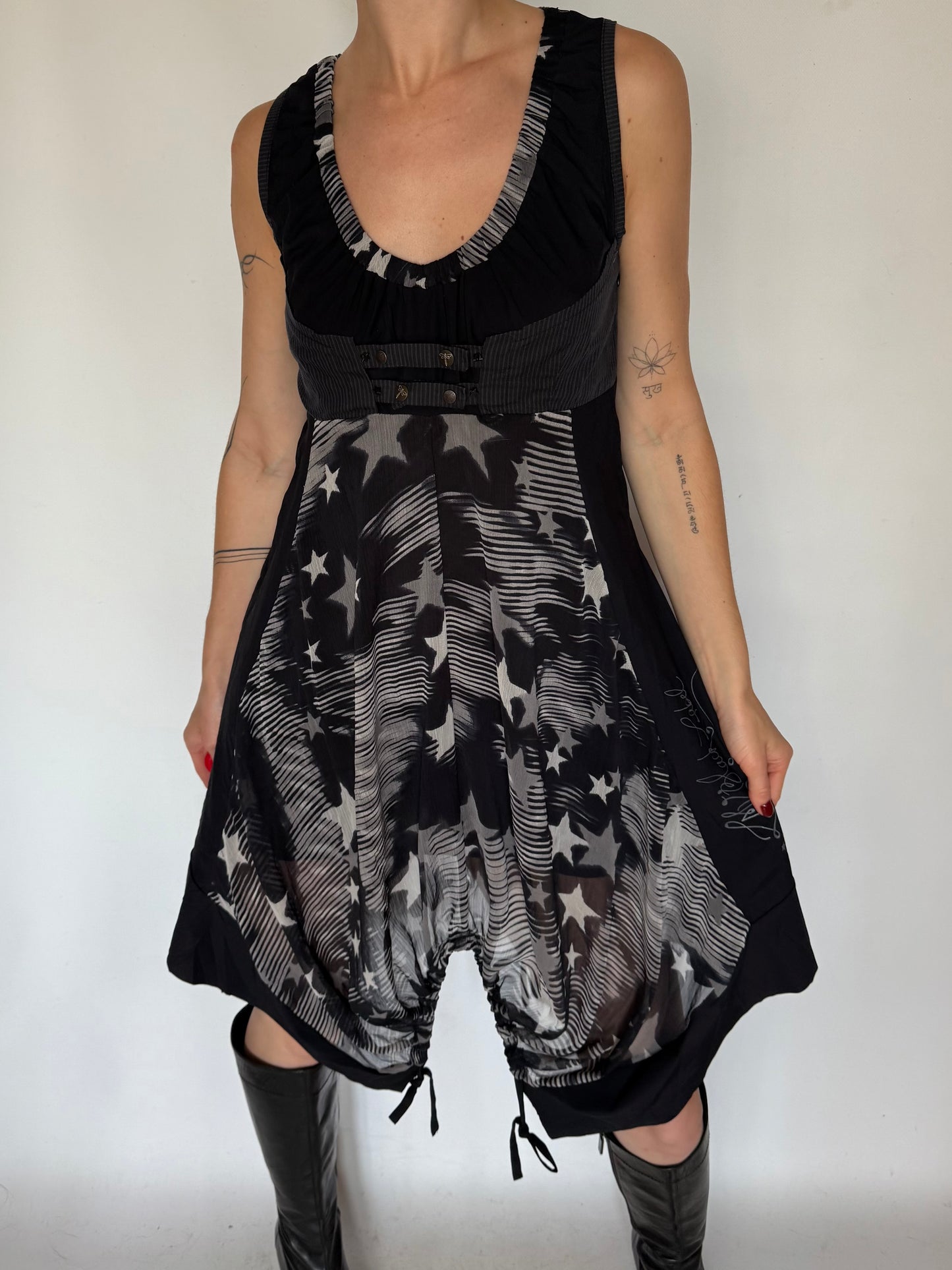 Asymmetrical Star Print Dress – Paris  Twinkling