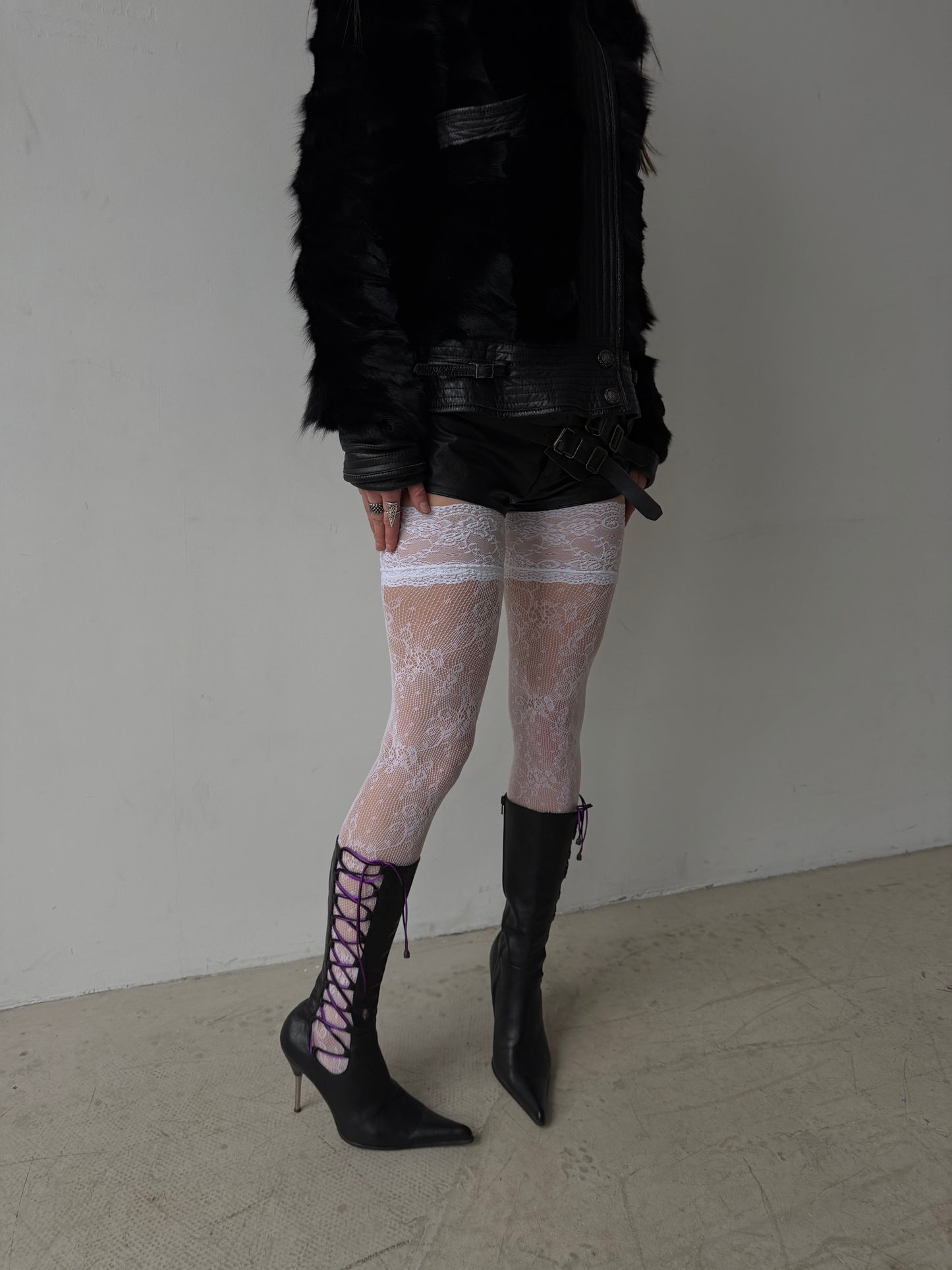 Vintage Italian Laced Leather Heeled Boots TWINKLING GLOBAL