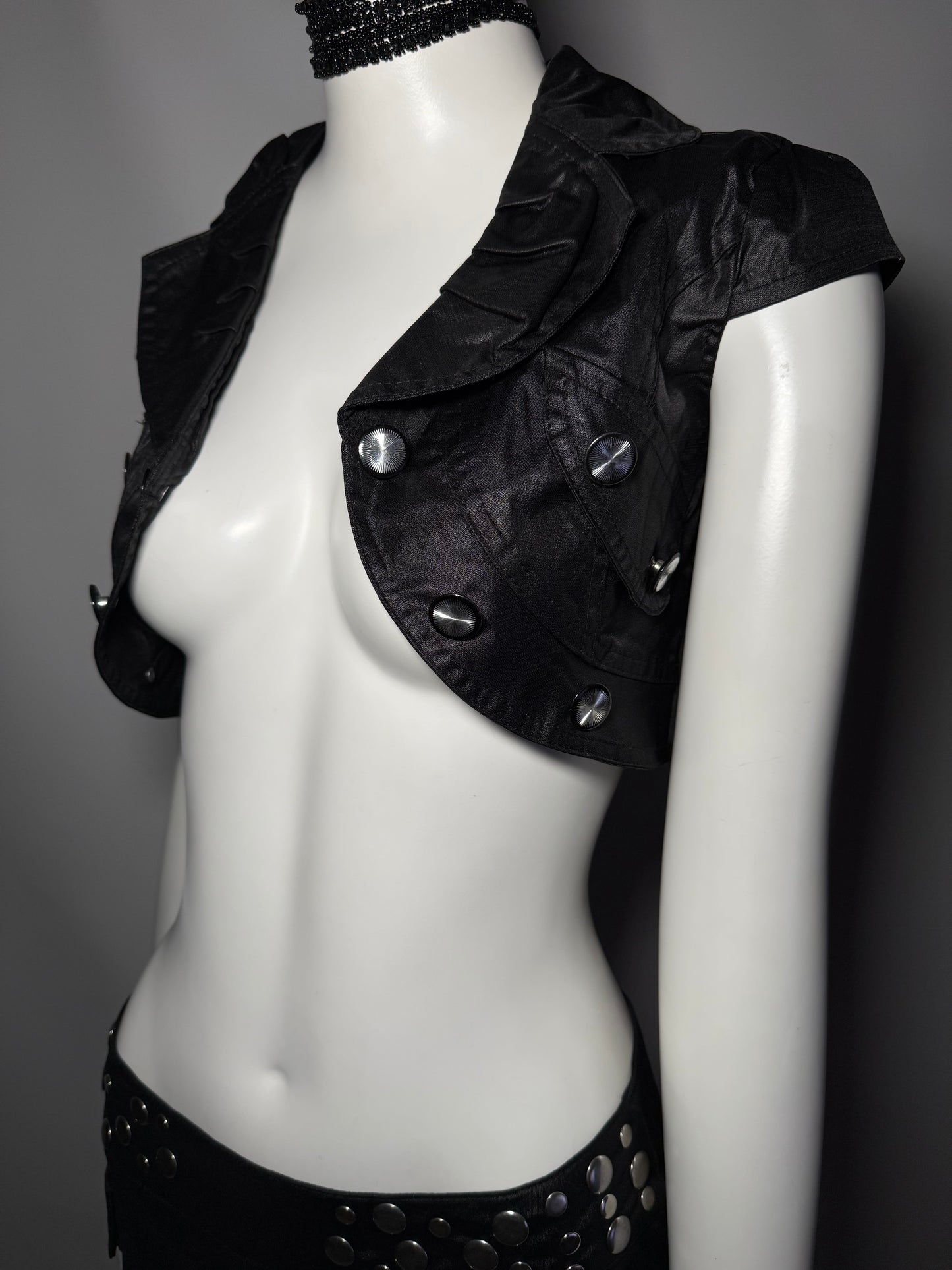 Y2K Black Cropped Denim Bolero with Statement Buttons Twinkling