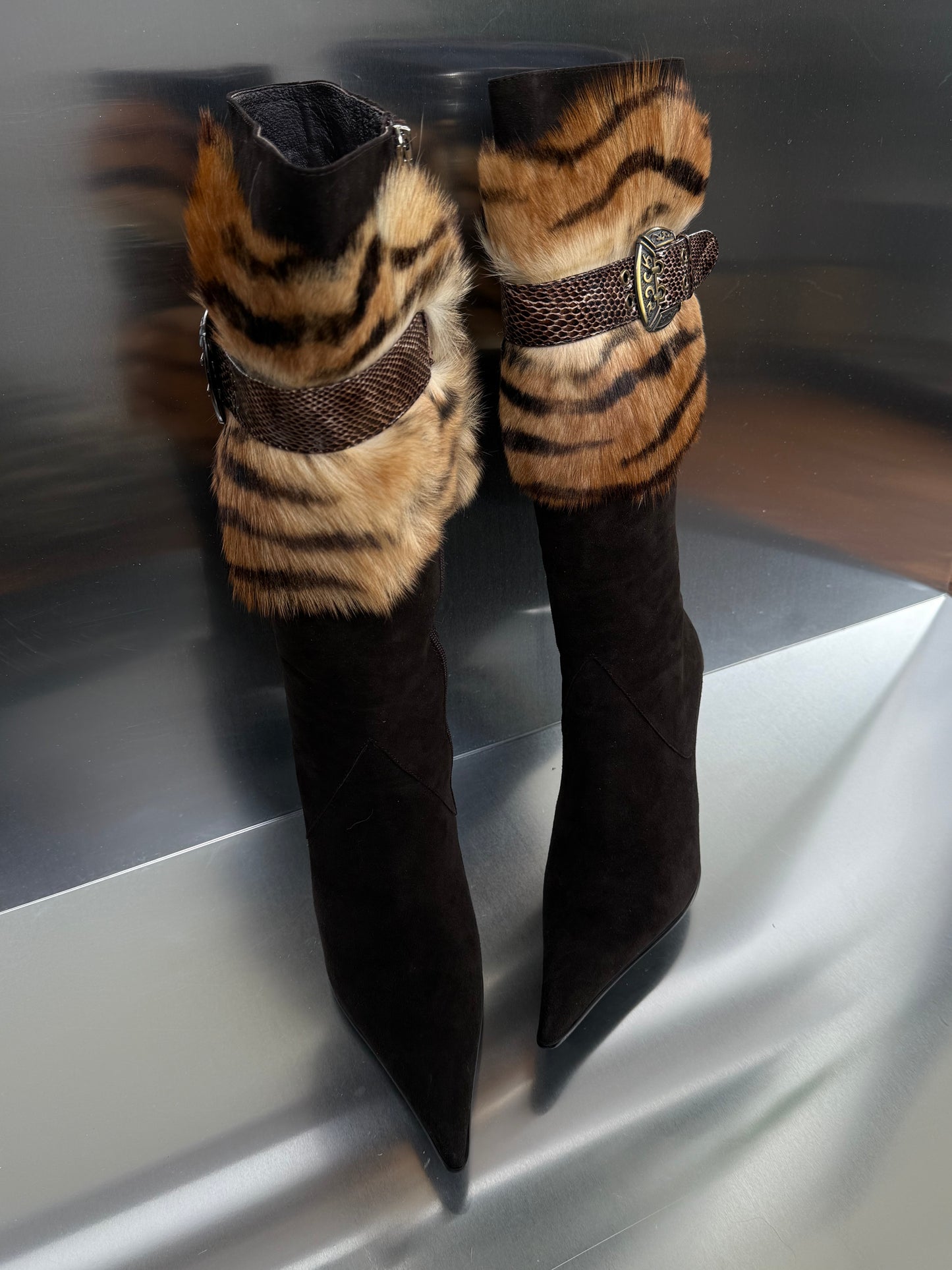 Vintage suede boots with fur - TWINKLING GLOBAL
