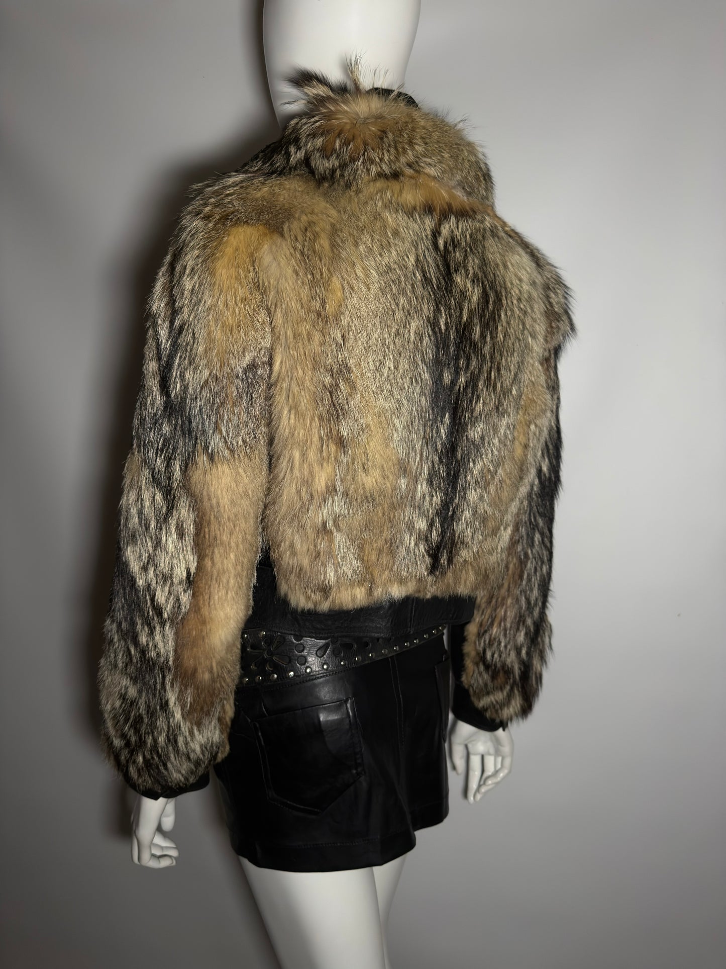 Vintage fur jacket  - TWINKLING GLOBAL
