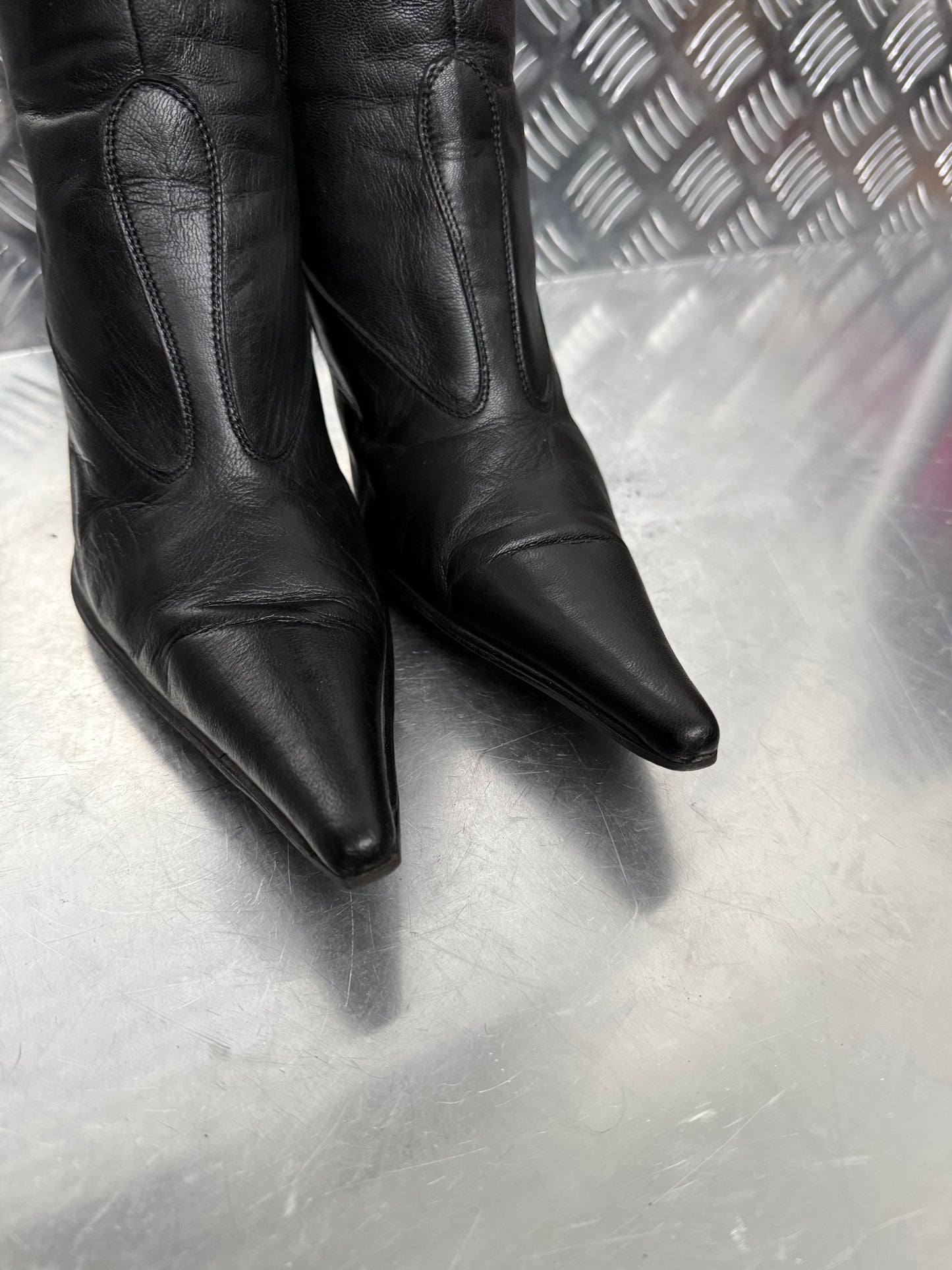 Vintage Black Leather Boots – TWINKLING GLOBAL