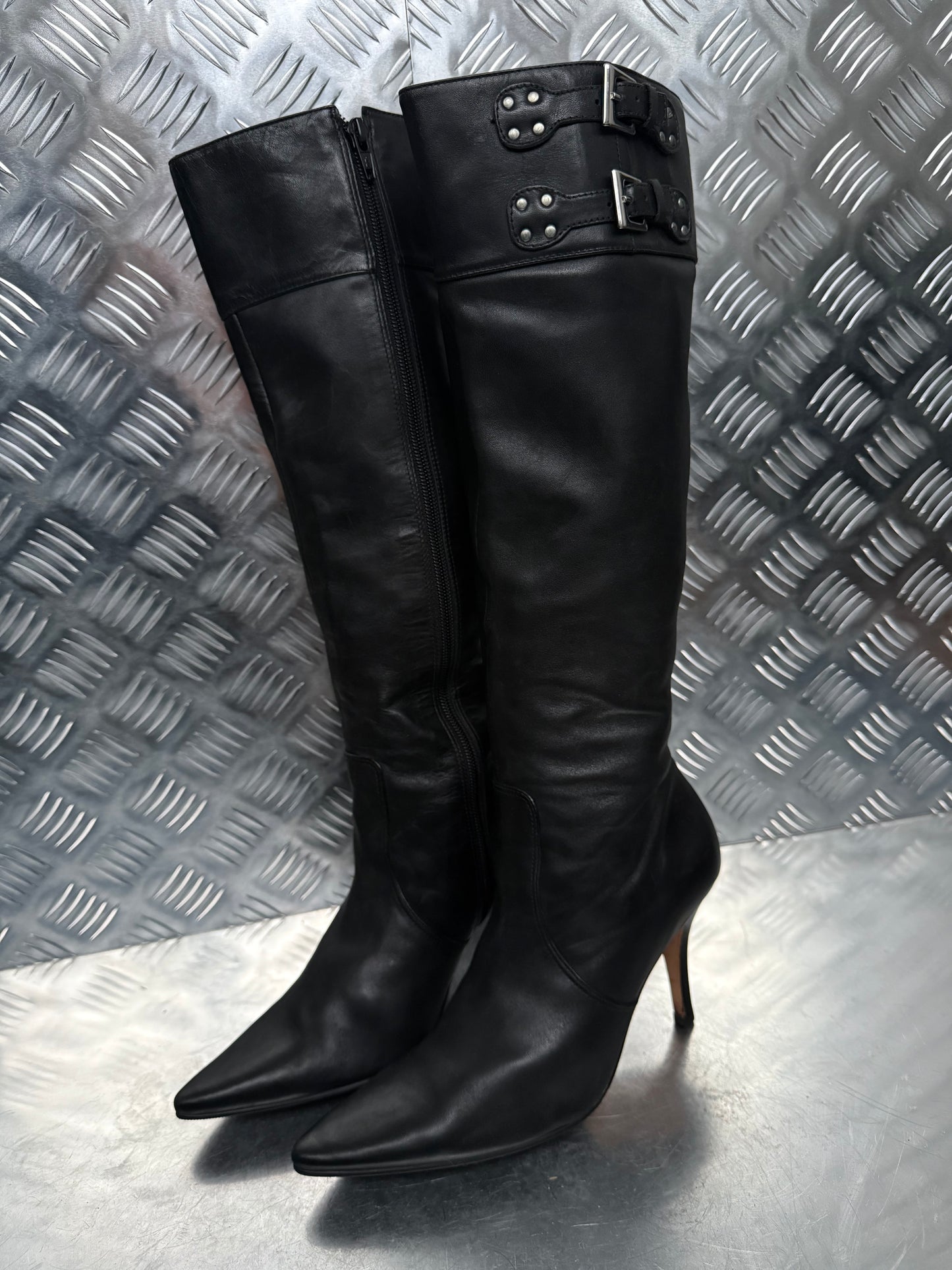 Vintage Black Leather Knee-High Boots BUFFALO TWINKLING GLOBAL