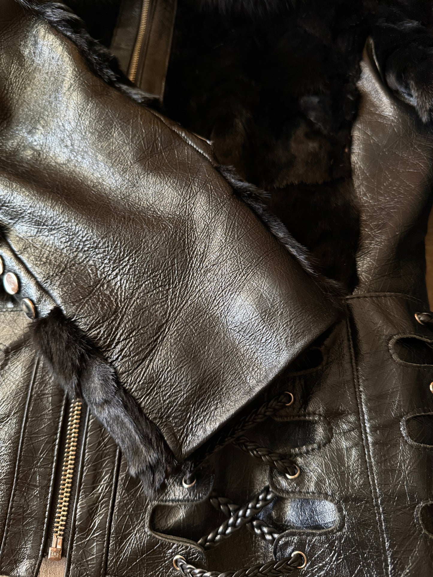 Vintage Leather & Real Fur Lace-Up Jacket TWINKLING GLOBAL