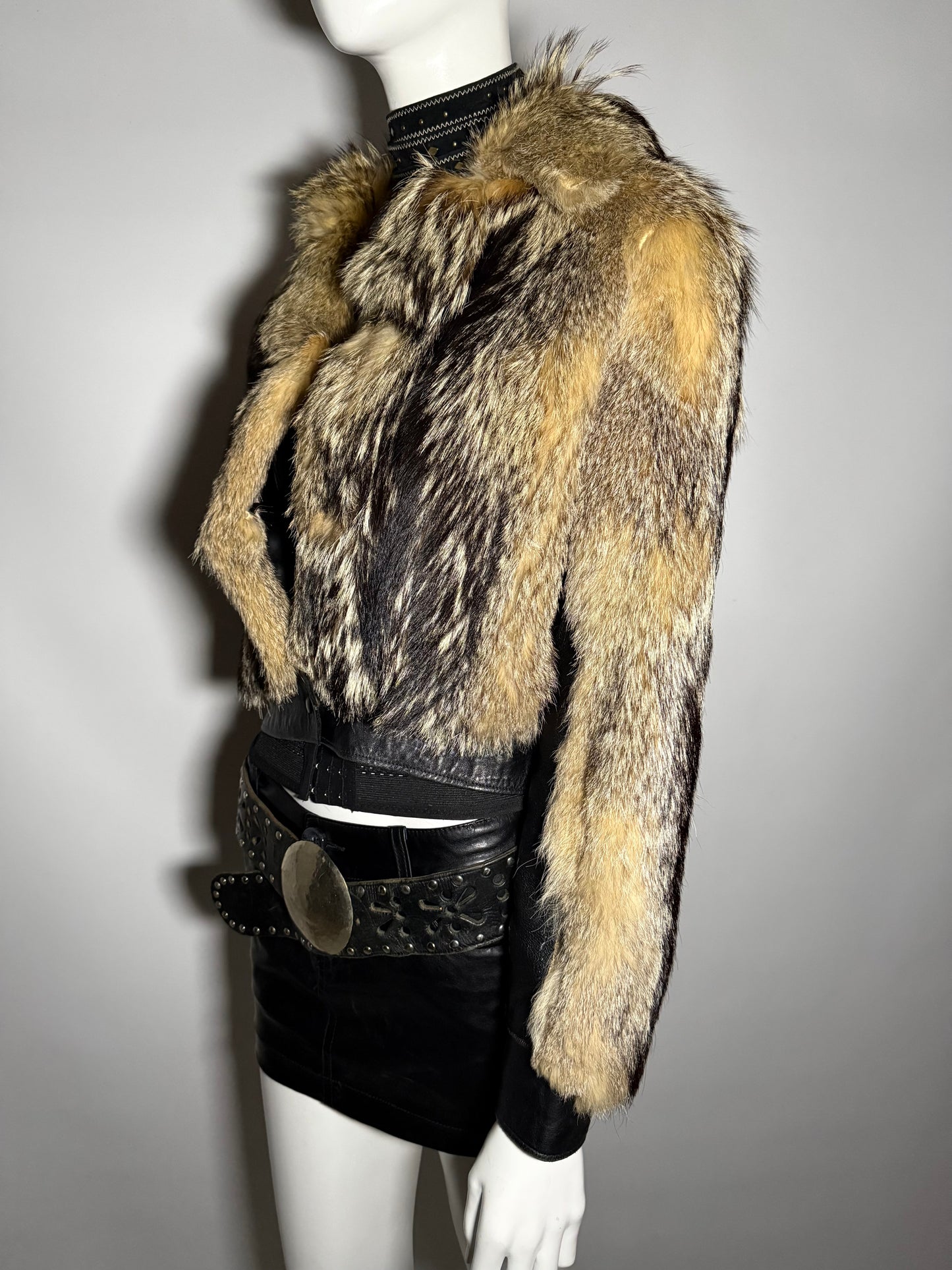 Vintage fur jacket  - TWINKLING GLOBAL