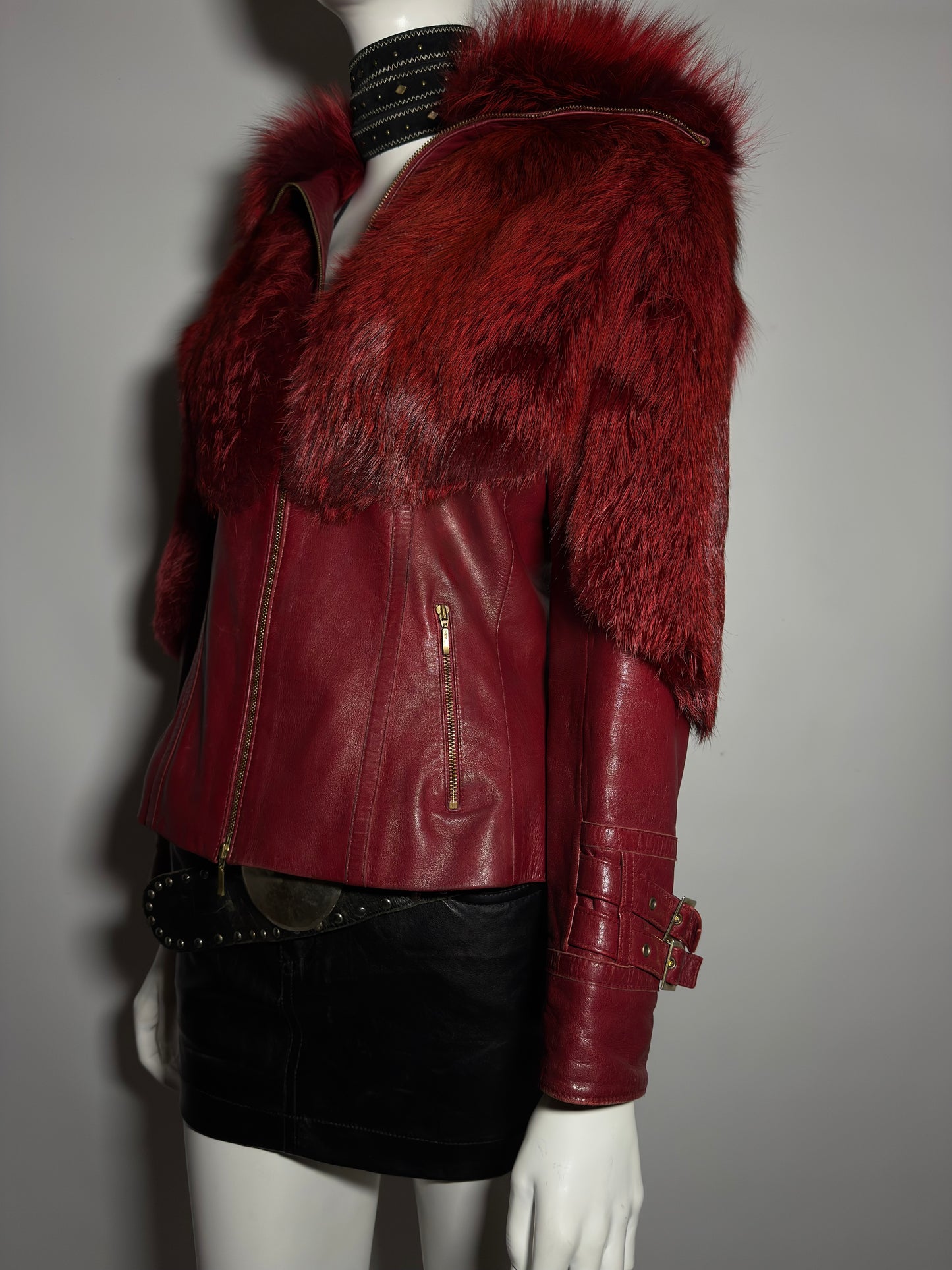 Vintage fur jacket  - TWINKLING GLOBAL