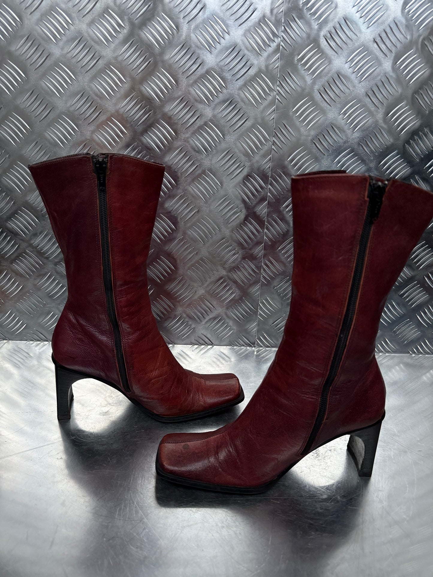 Vintage Burgundy Leather Boots – TWINKLING GLOBAL