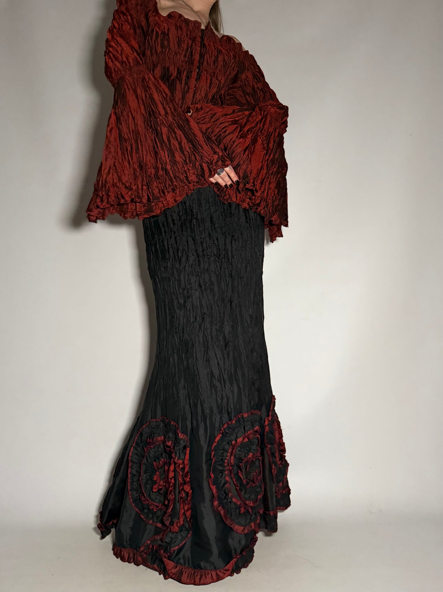 Gothic Black Crinkled Two-Piece Set with Red Spiral Appliqués TWINKLING