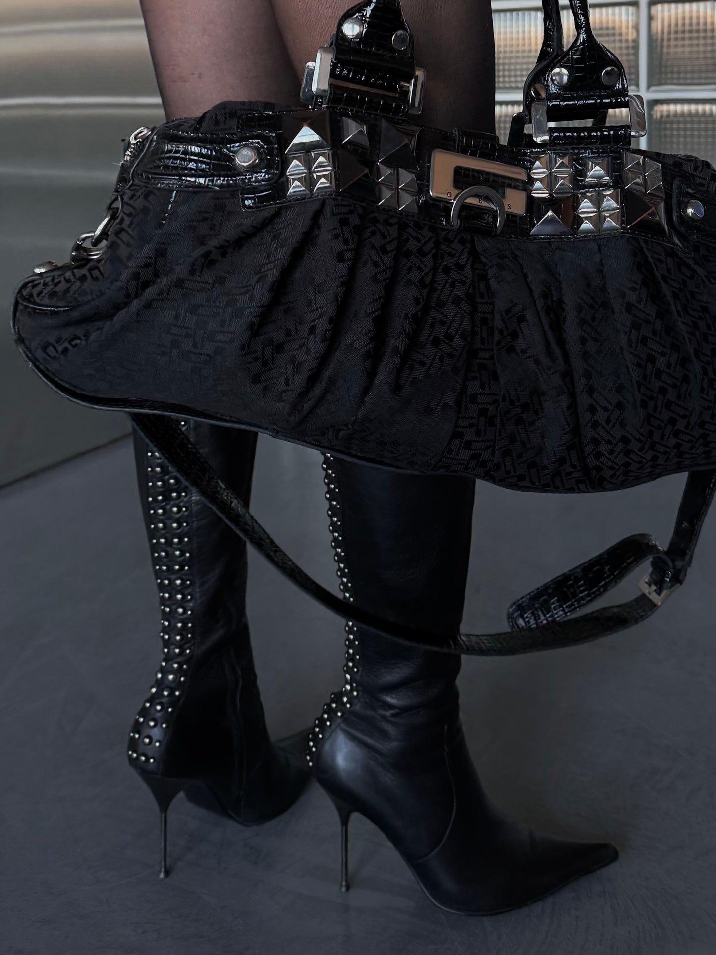 Vintage Black Studded Leather Boots – TWINKLING GLOBAL