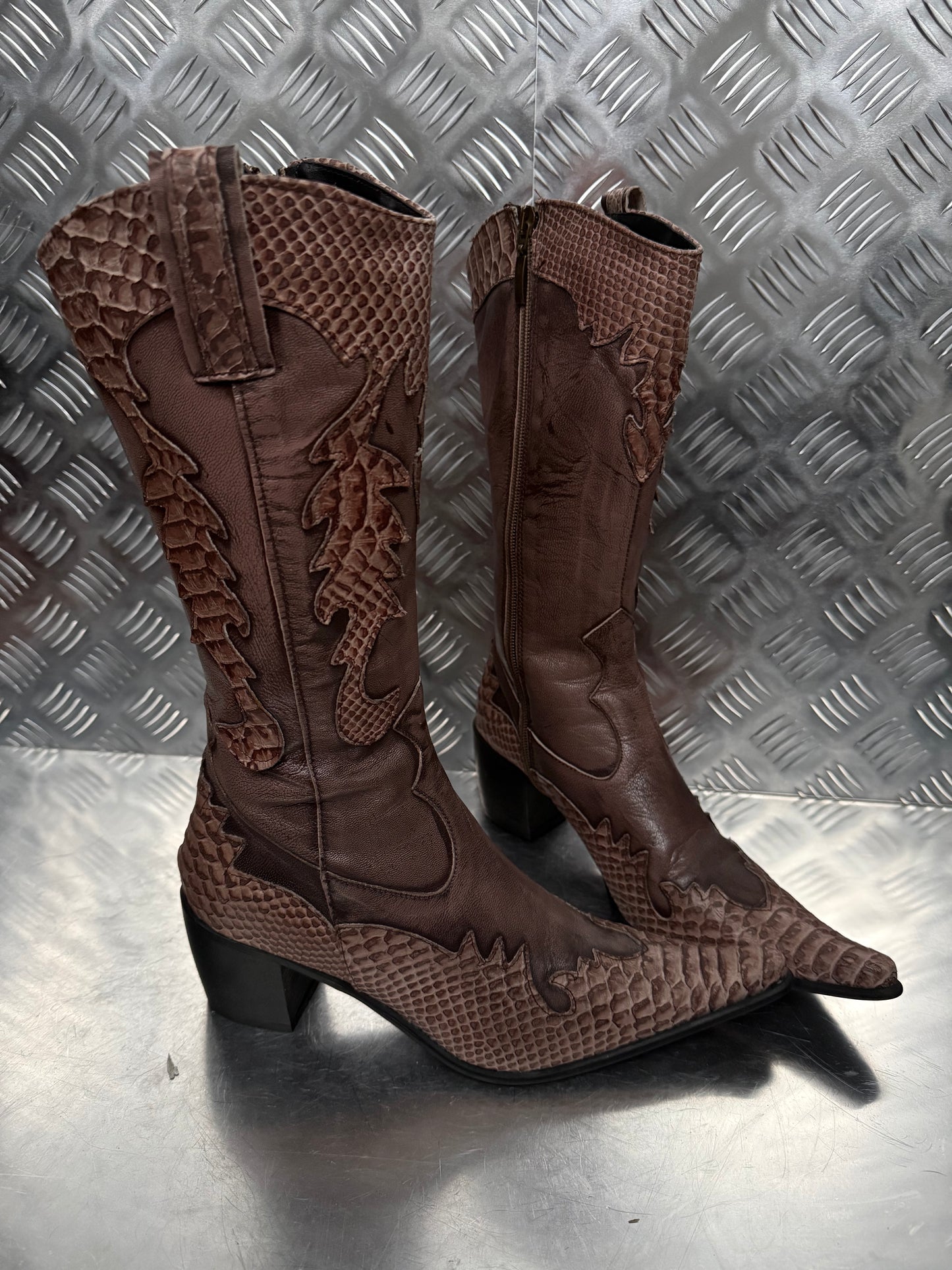 Vintage Italian leather cowboy boots TWINKLING GLOBAL