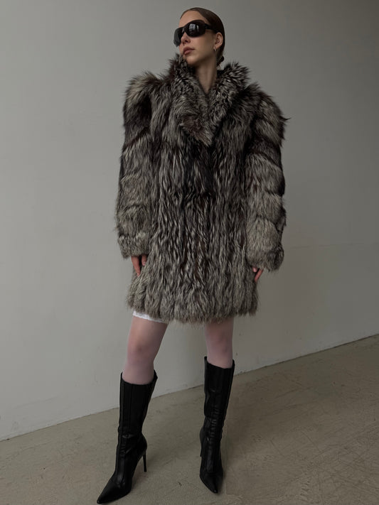 Vintage silver fox fur coat TWINKLING GLOBAL