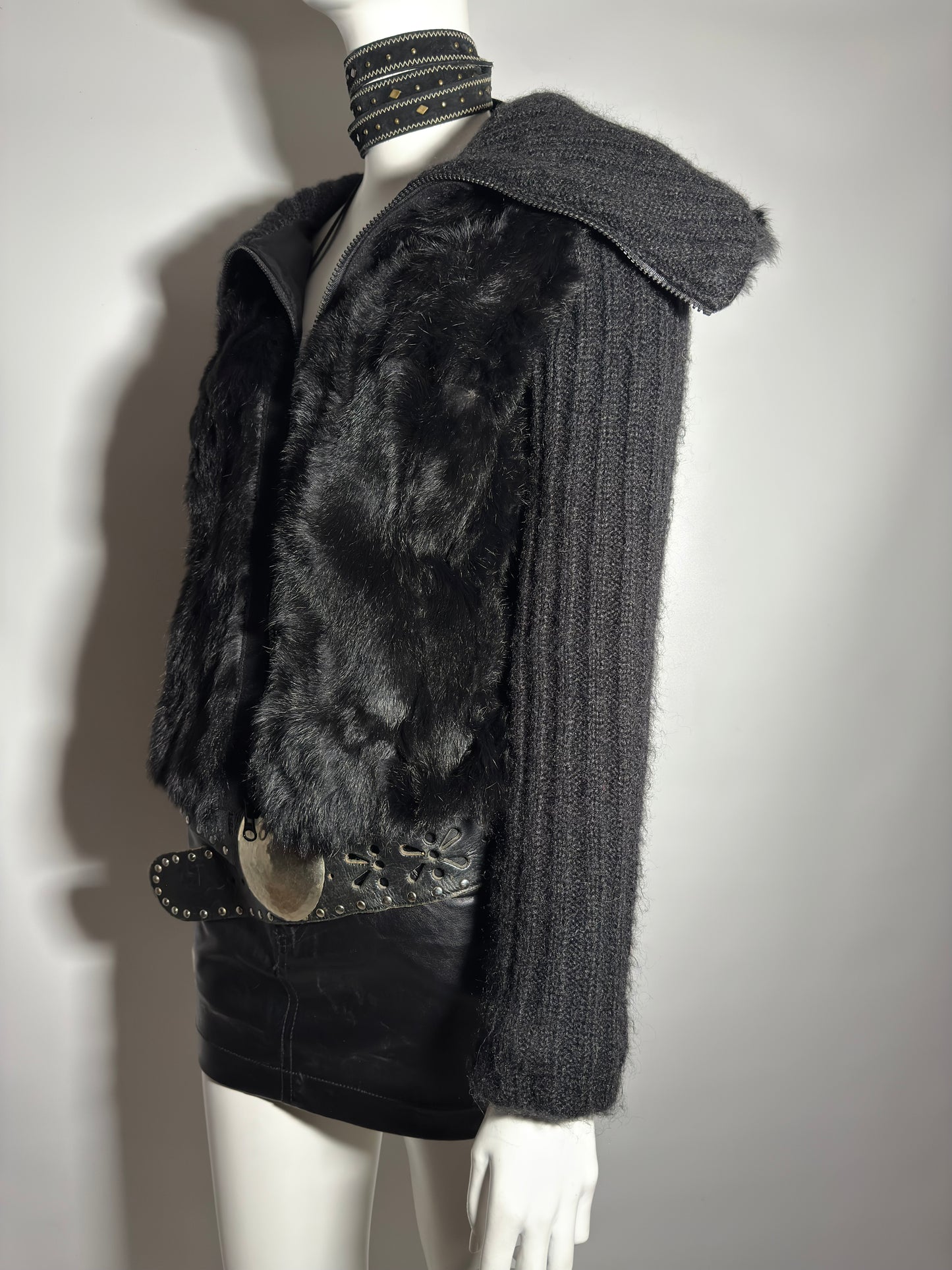 Vintage jacket with natural fur details  - TWINKLING GLOBAL