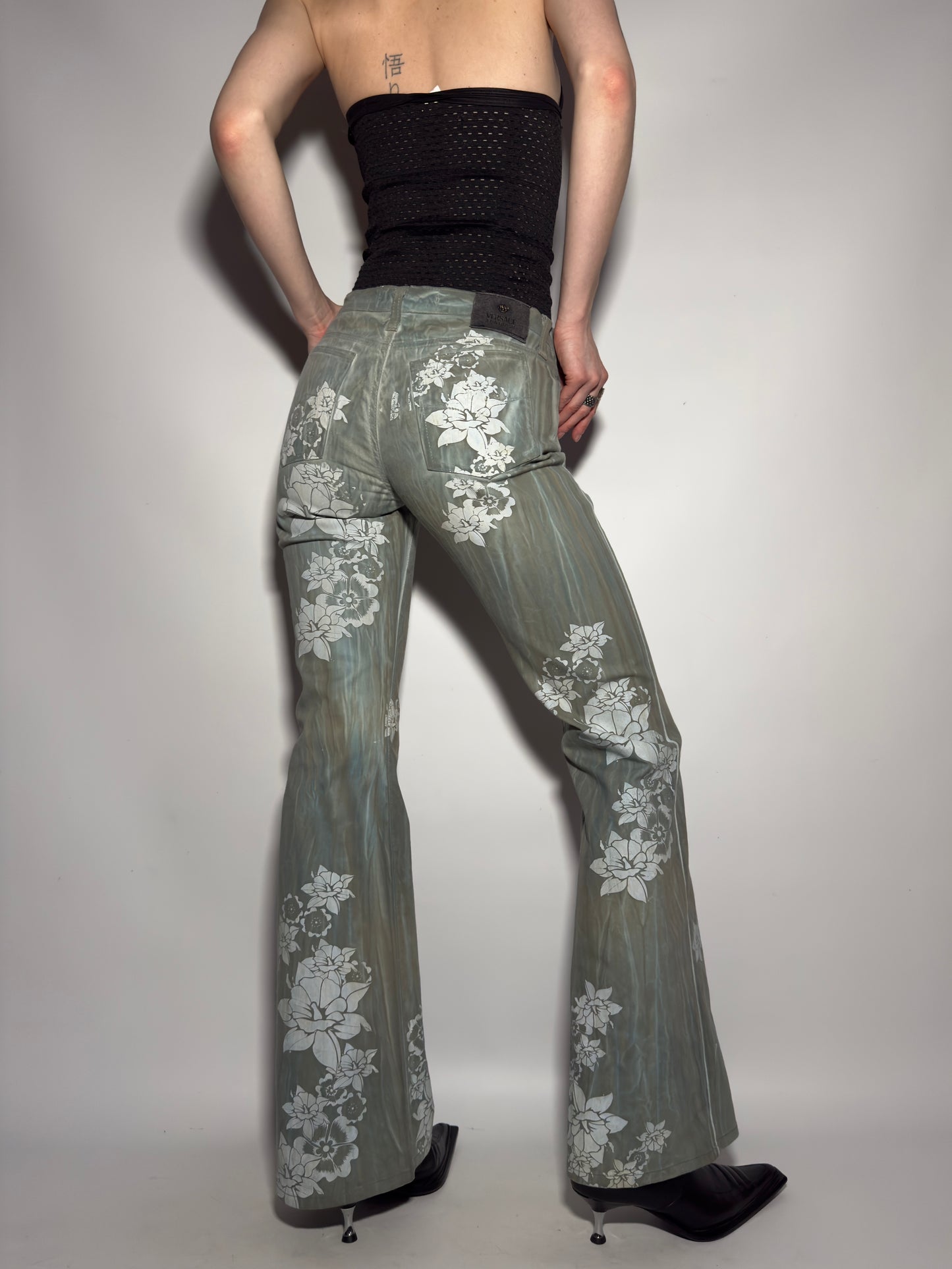 Vintage Versace jeans  - TWINKLING GLOBAL